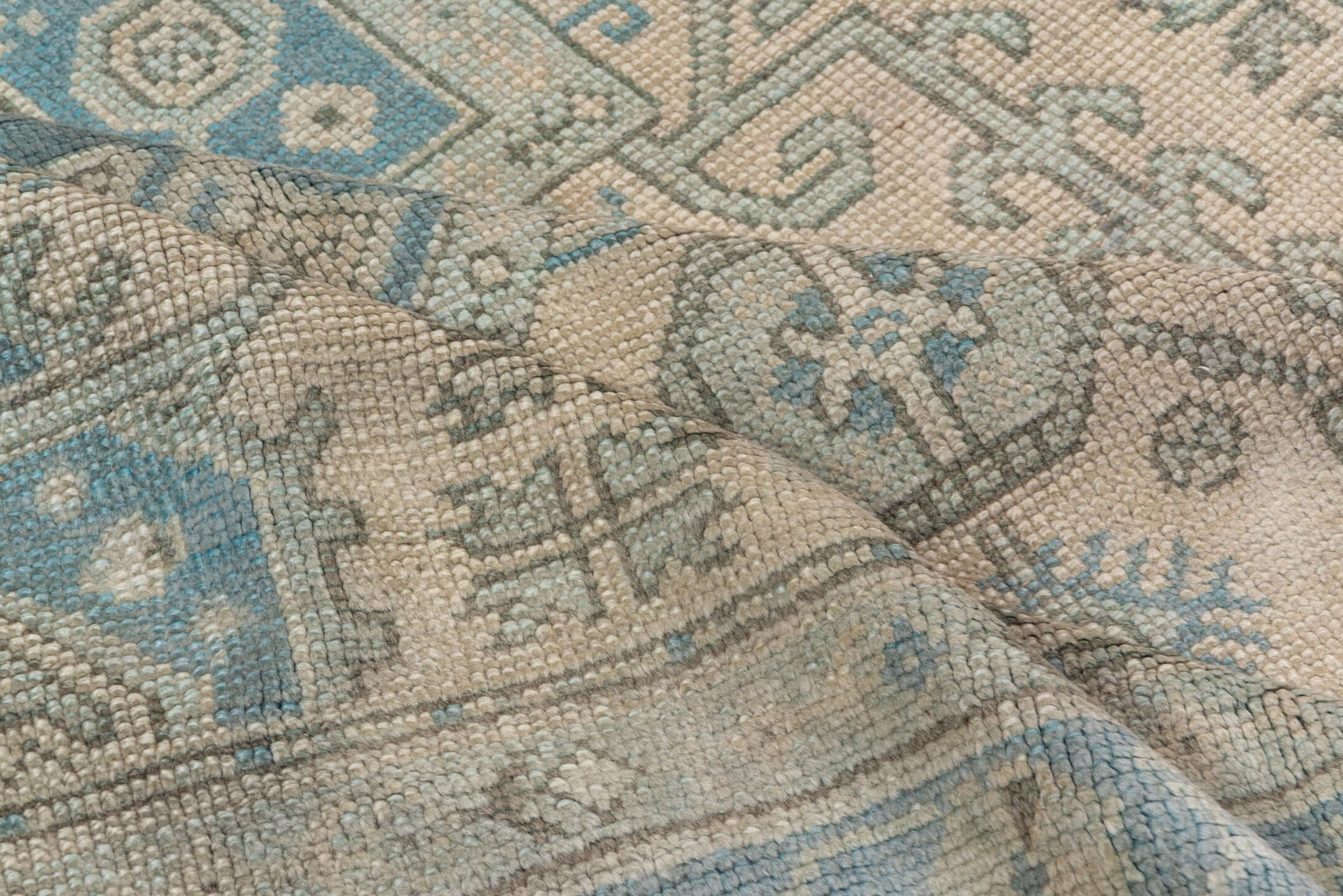 6' x 9' one-of-a-kind handmade antique Oushak medium size rug. Color palette: ivory, powder_blue, sky_blue, taupe, beige