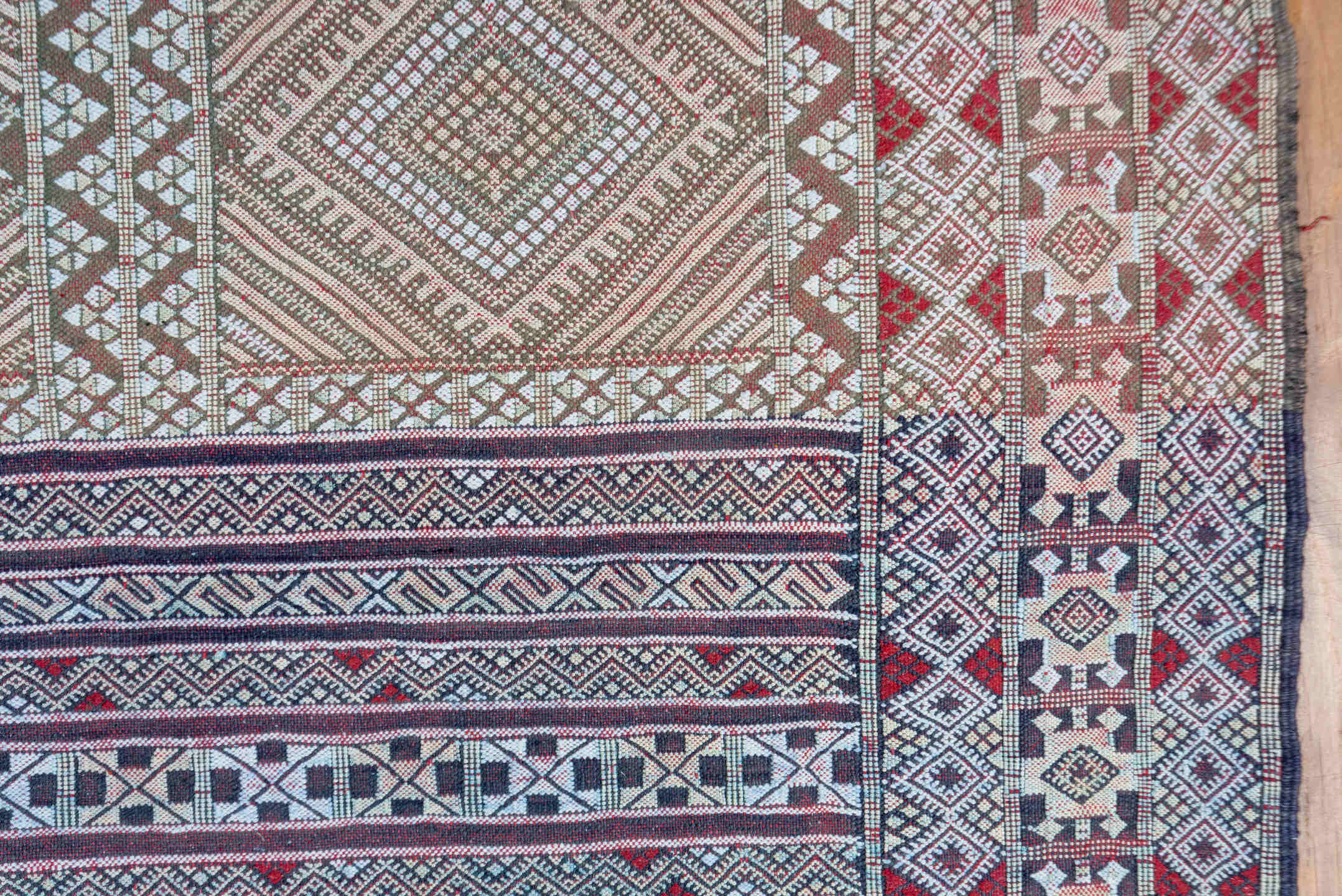 5' x 7' one-of-a-kind handmade vintage Jijim rug. Color palette: blue, gainsboro, gray, light gray, off-white, pink, red