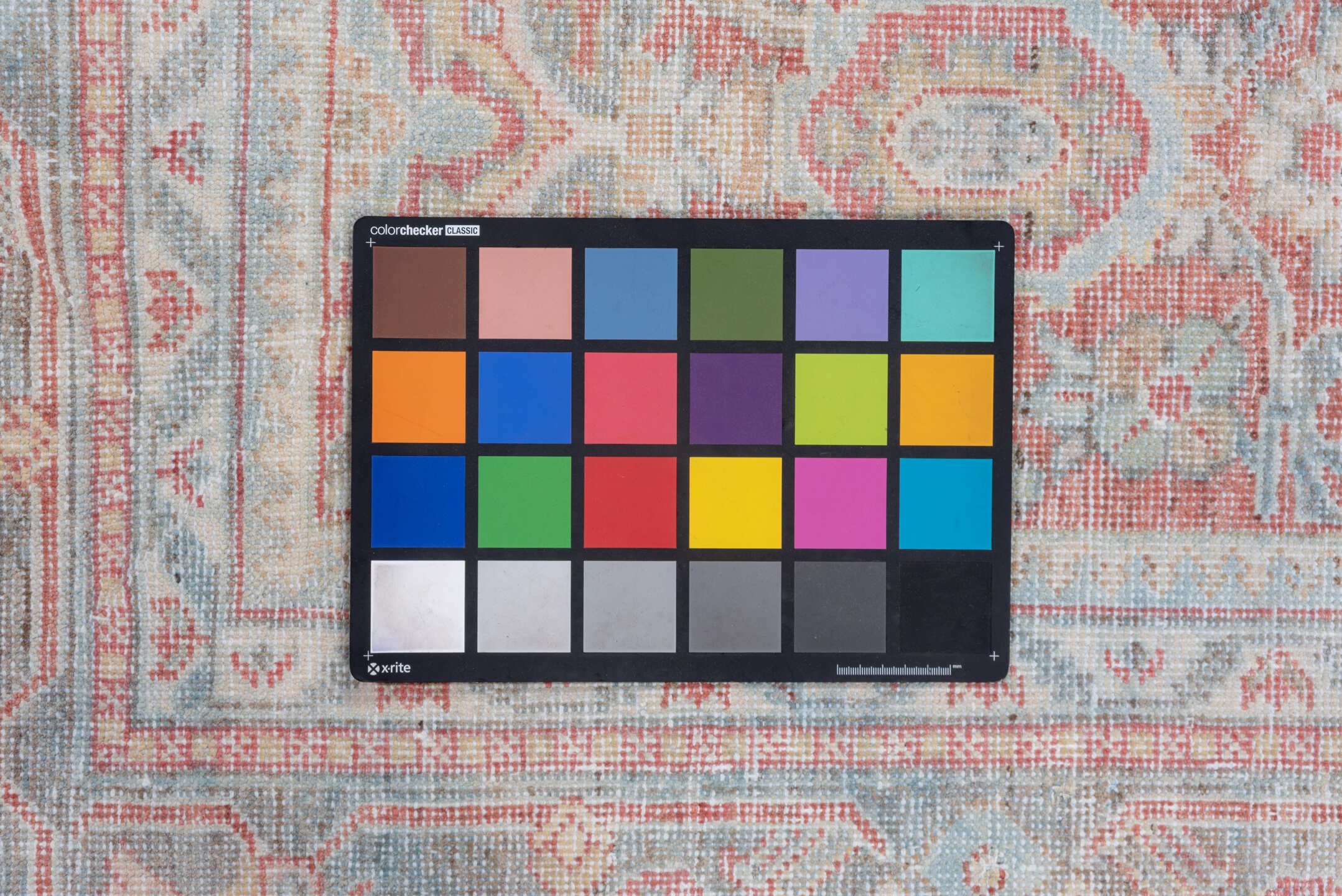 7' x 10' one-of-a-kind handmade vintage Mahal large size rug. Color palette: dark gray, gainsboro, gray, light blue