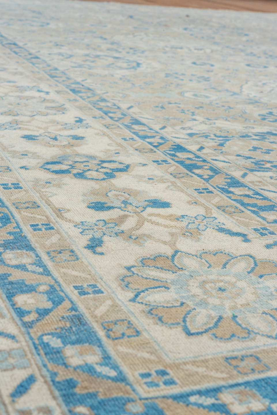 8' x 9' one-of-a-kind handmade vintage Sivas rug. Color palette: ivory, beige, sky blue, taupe, cream, aqua, light blue