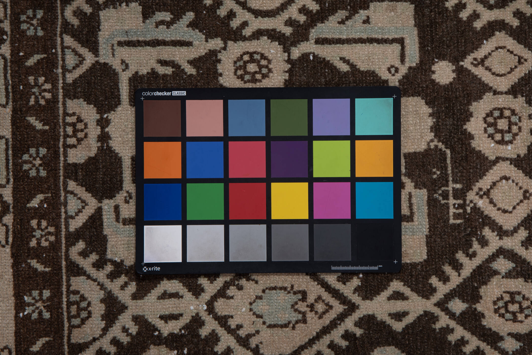 4' x 6' one-of-a-kind handmade vintage Hamadan small size rug. Color palette: brown, gray, light gray, off-white, pink