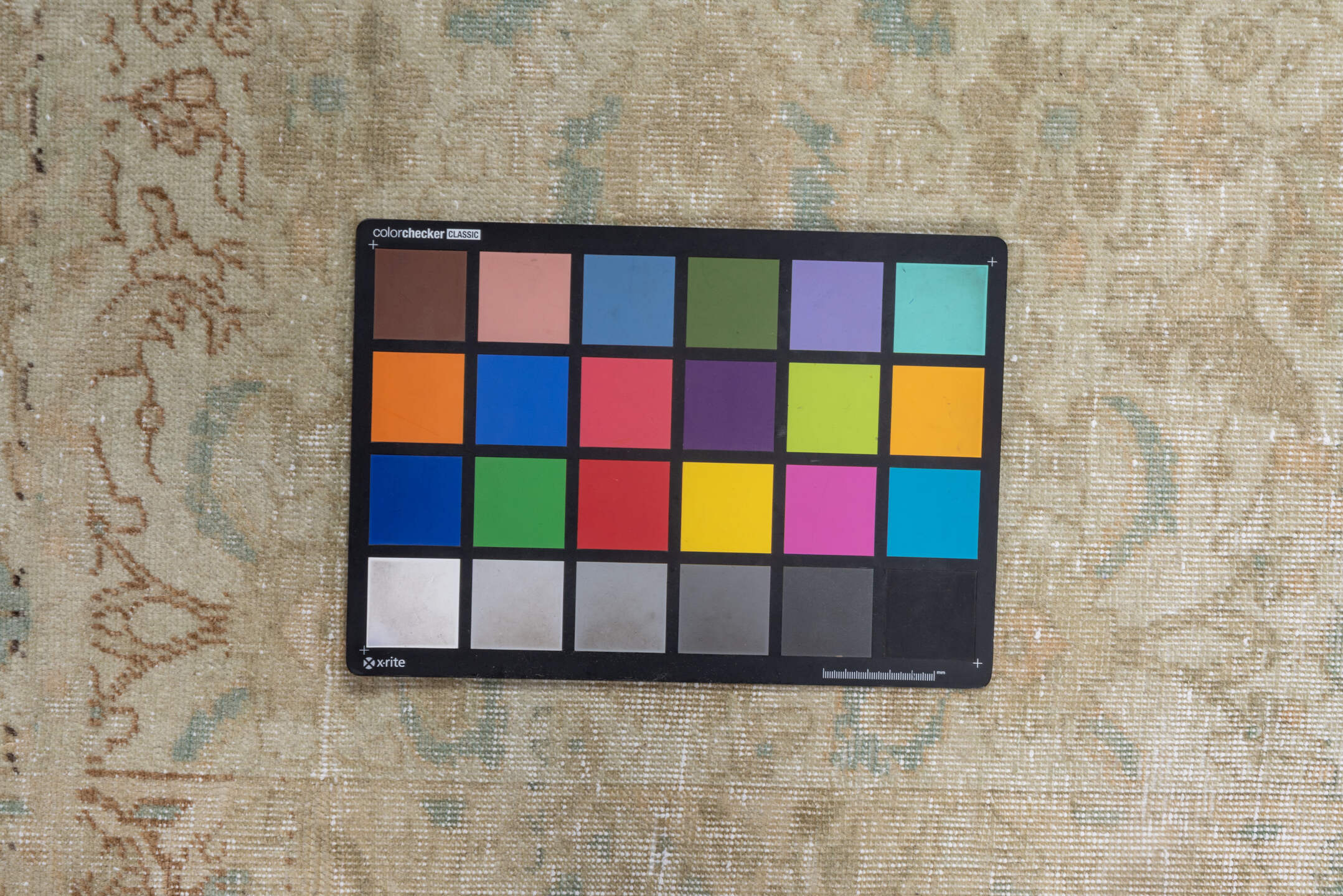 4' x 6' one-of-a-kind handmade vintage Sivas small size rug. Color palette: brown, gainsboro, gray, light gray, off-white