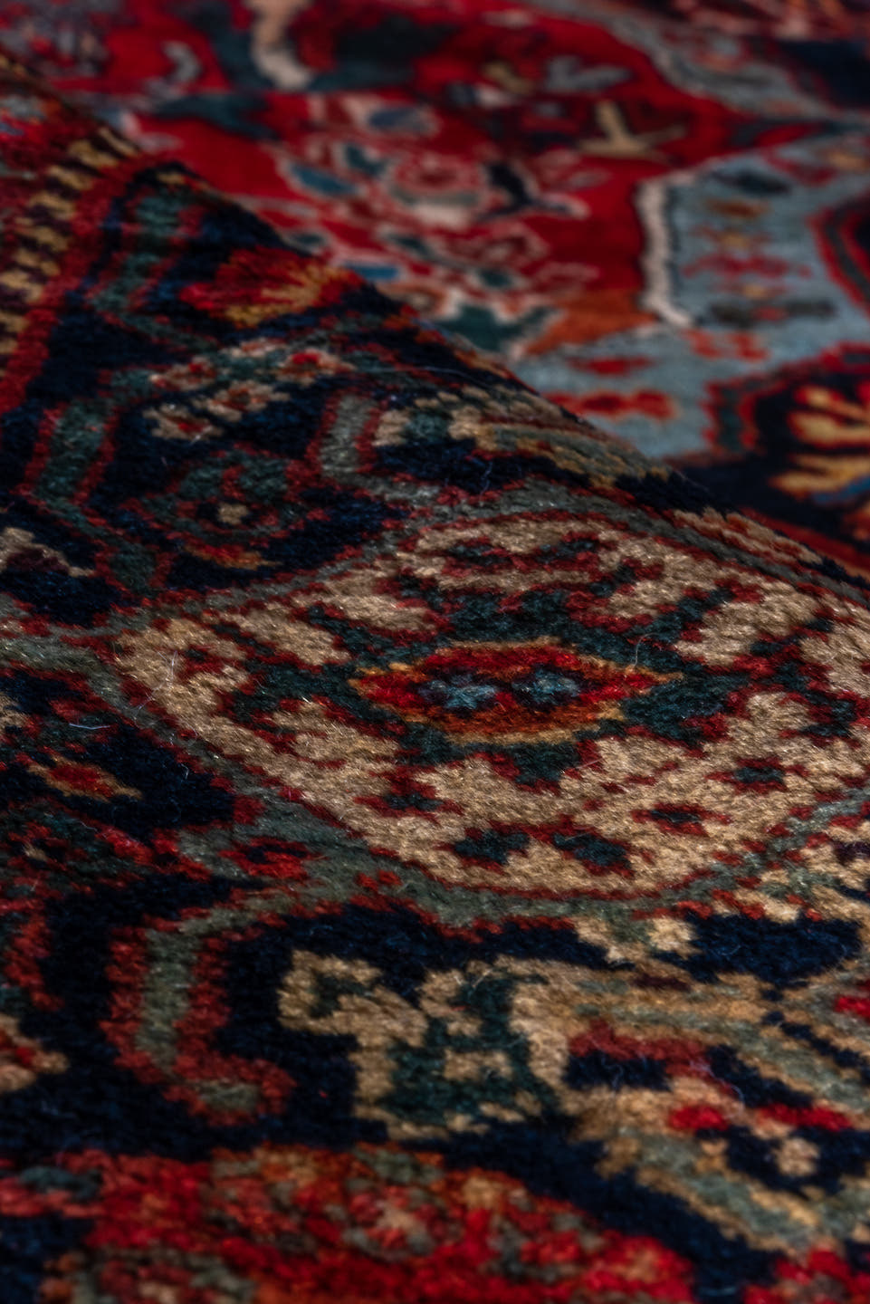 5' x 8' one-of-a-kind handmade antique Qashqai medium size rug. Color palette: red, navy, ivory, sky blue, rust, gold