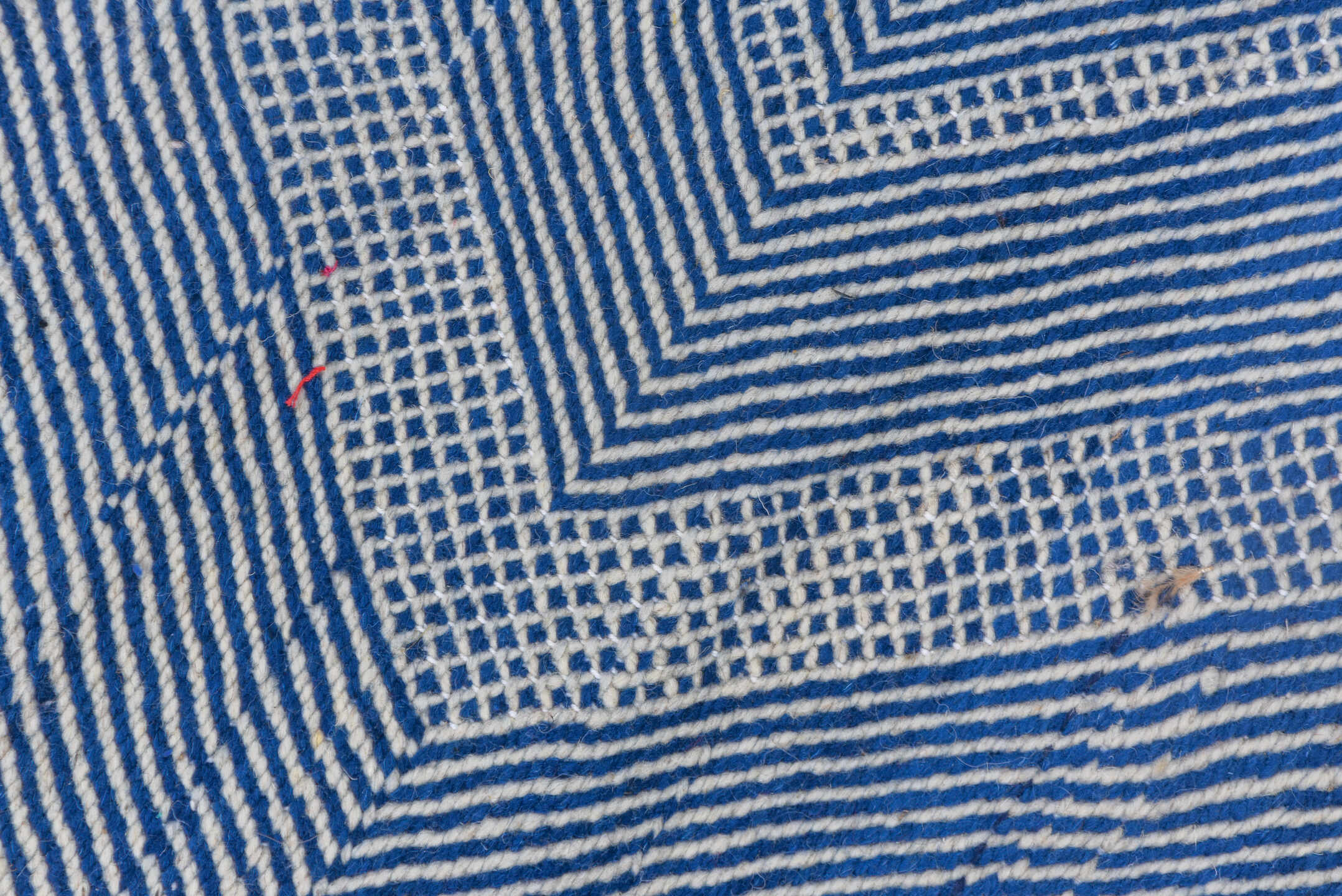 7' x 10' one-of-a-kind handmade vintage Kilim large size rug. Color palette: blue, ivory