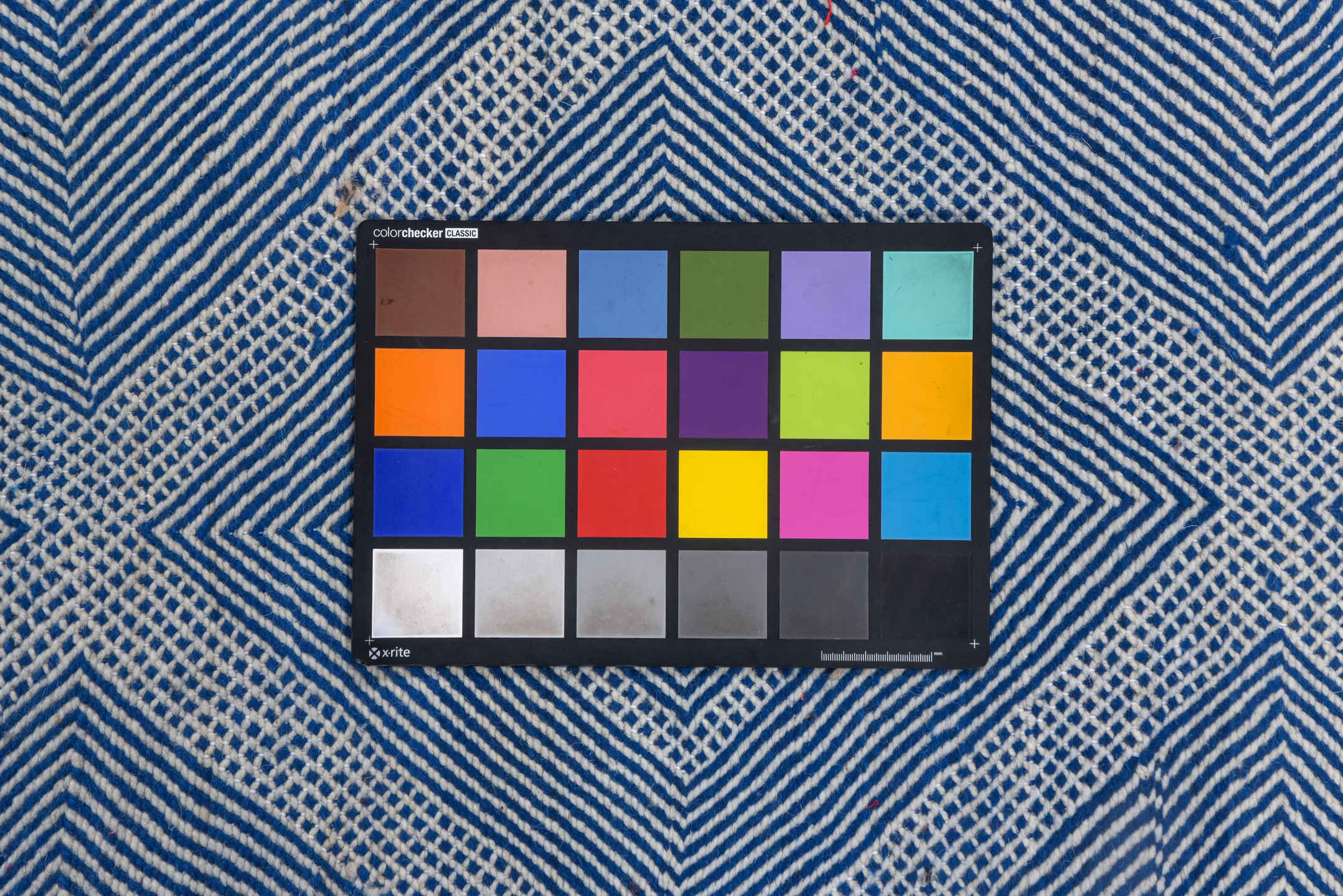 7' x 10' one-of-a-kind handmade vintage Kilim large size rug. Color palette: blue, ivory