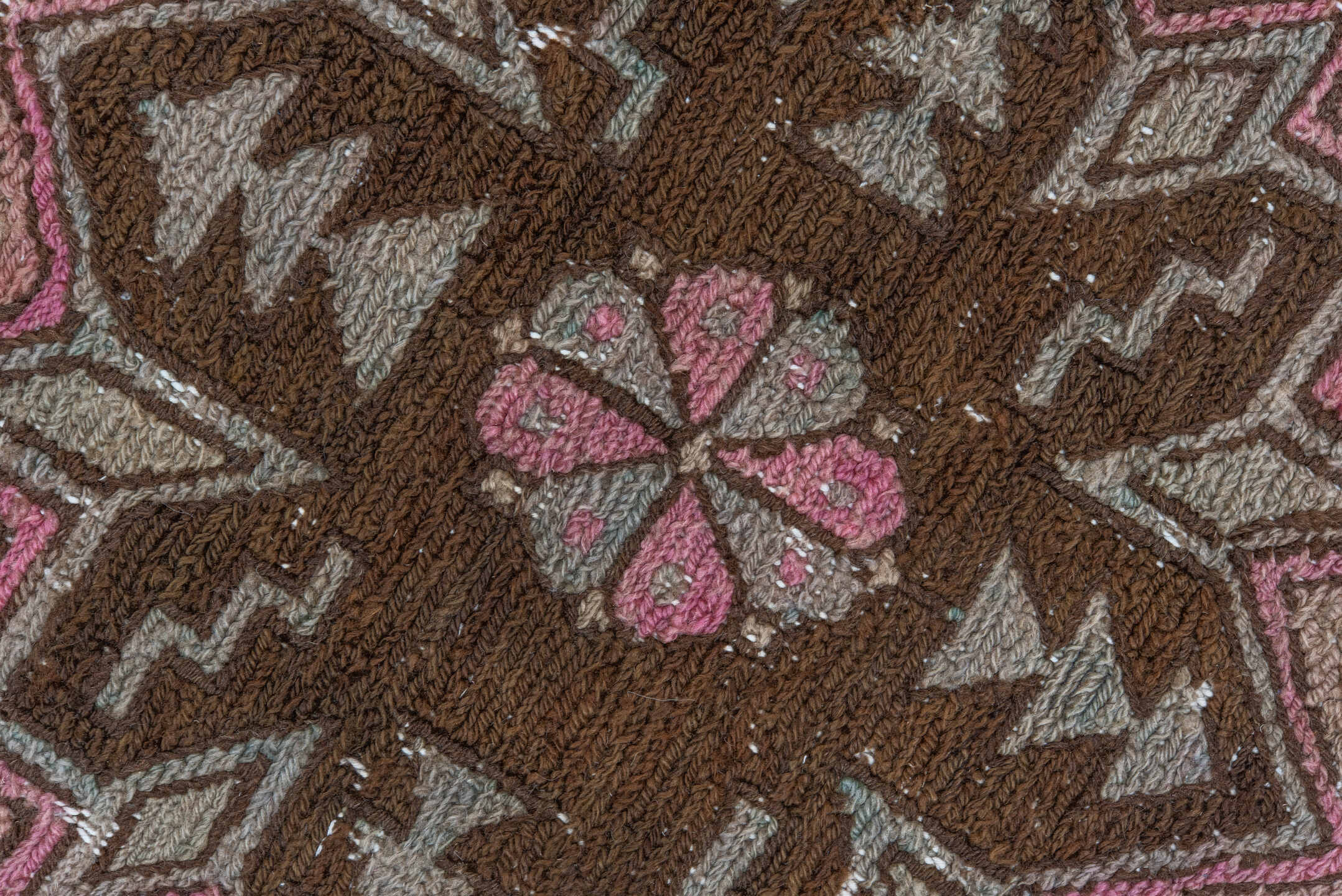 7' x 11' one-of-a-kind handmade vintage Sumak large size rug. Color palette: brown, gray, light gray, off-white, pink