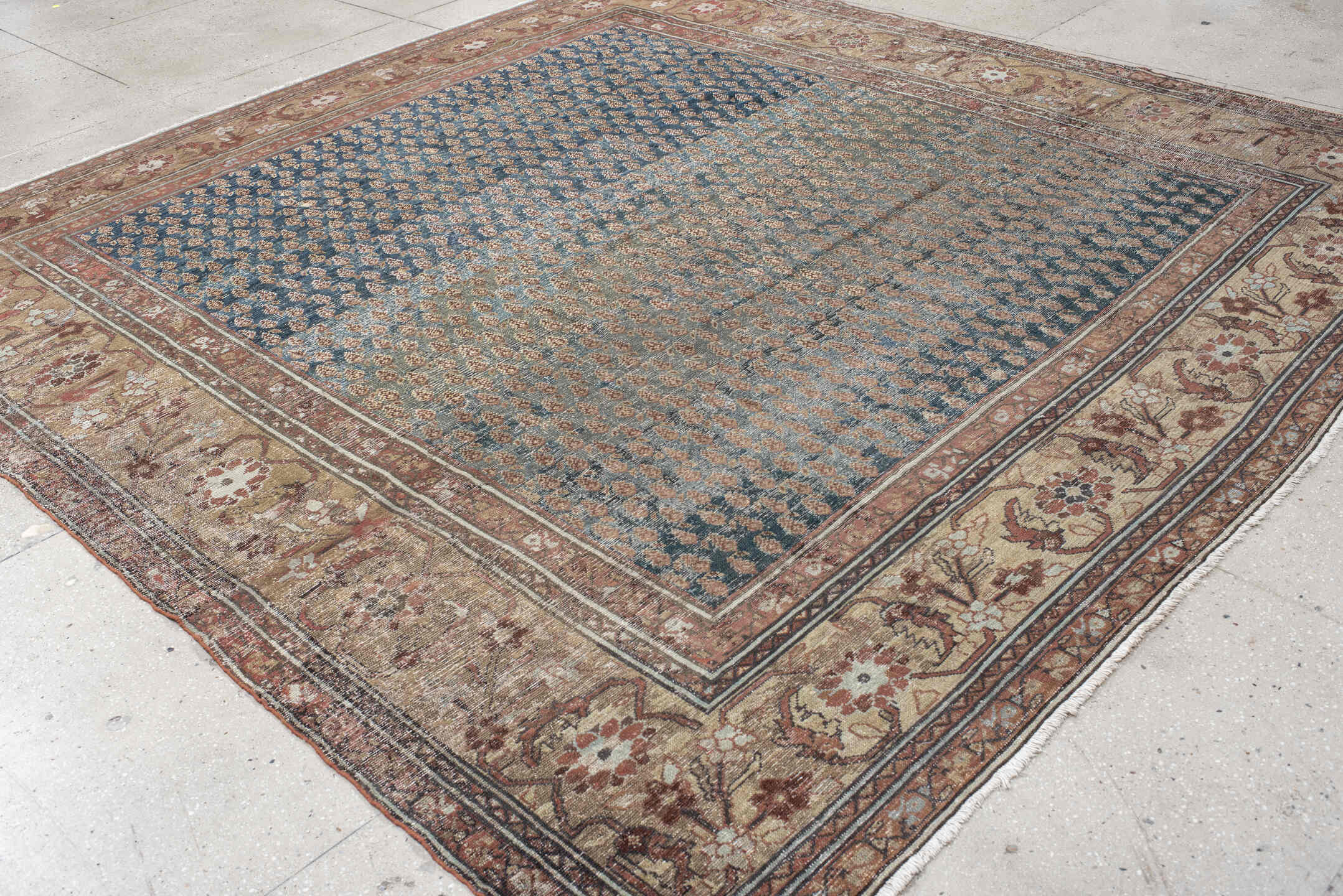 9' x 10' one-of-a-kind handmade vintage Mahal large size rug. Color palette: black, blue, brown, charcoal, fiord, gray