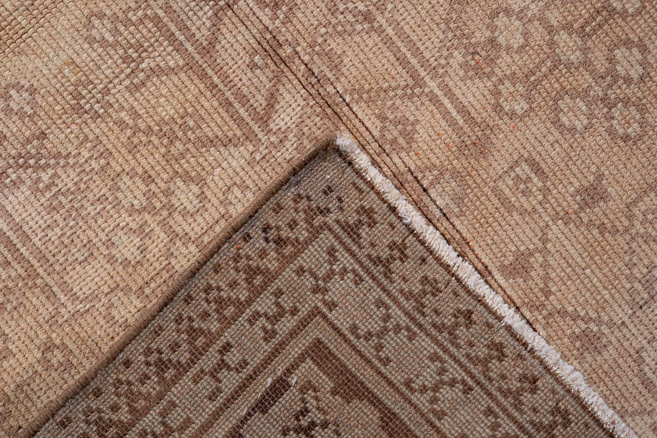 6' x 10' one-of-a-kind handmade vintage Sivas large size rug. Color palette: brown, off-white, orange, pink