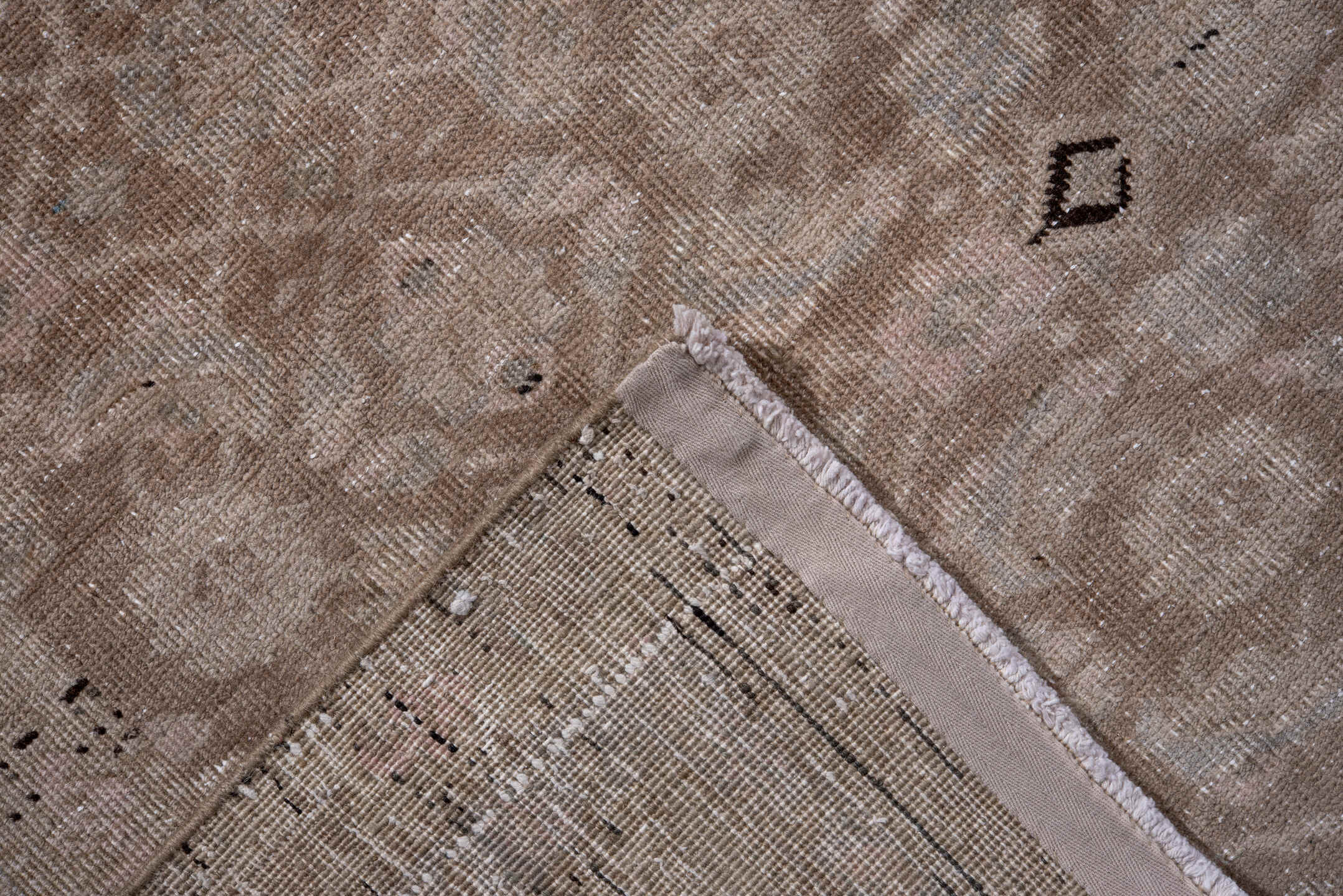 6' x 10' one-of-a-kind handmade vintage Tabriz large size rug. Color palette: brown, gray, light gray, off-white, pink