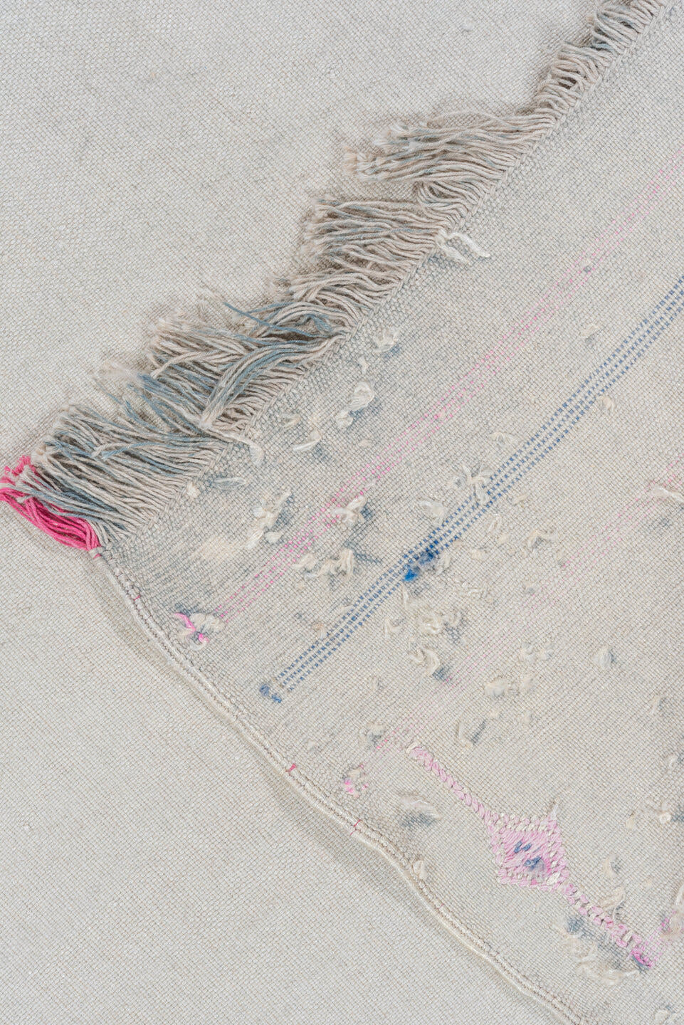 5' x 9' one-of-a-kind handmade vintage Cactus Kilim medium size rug. Color palette: ivory, cream, pale blue, gold, blush