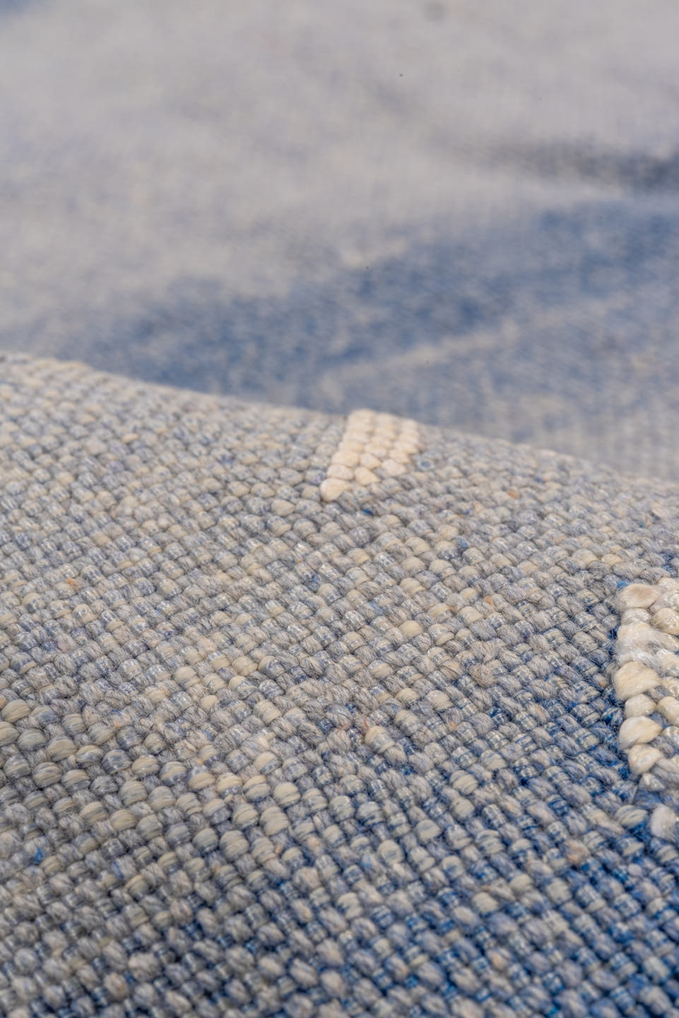 5' x 8' one-of-a-kind handmade vintage Cactus Kilim medium size rug. Color palette: blue, ivory, white, rose, saffron