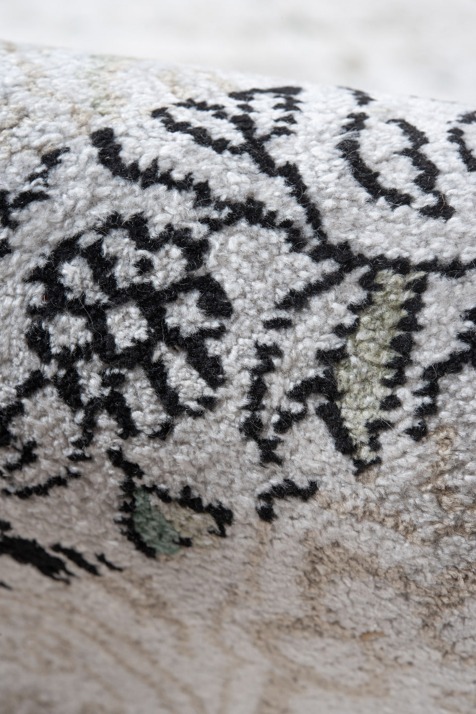 2' x 9' one-of-a-kind handmade vintage Kashmir runner rug. Color palette: black, charcoal, gainsboro, gray, light gray