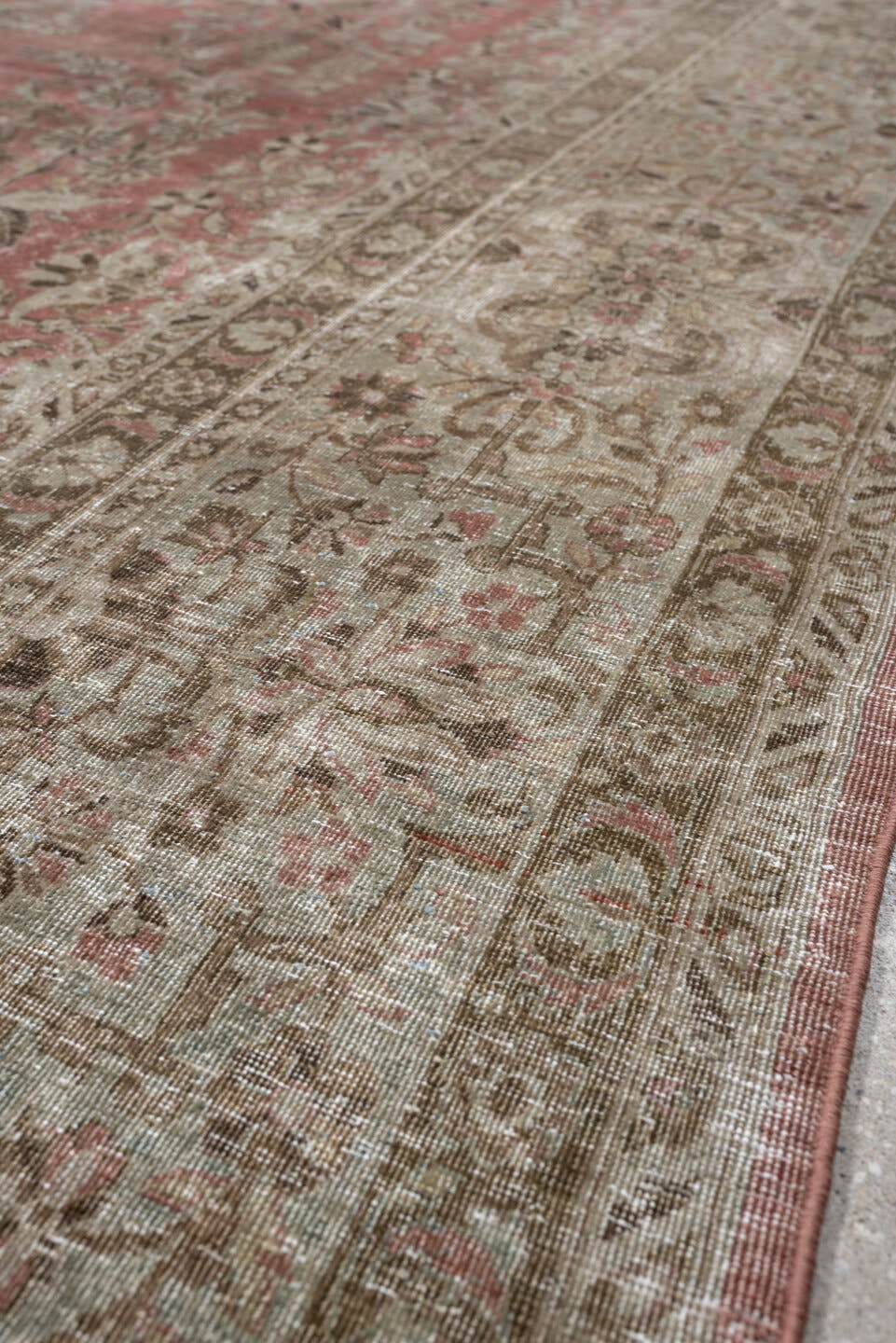 8' x 11' one-of-a-kind handmade antique Kashan large size rug. Color palette: rose, ivory, pale aqua, taupe, sage, camel