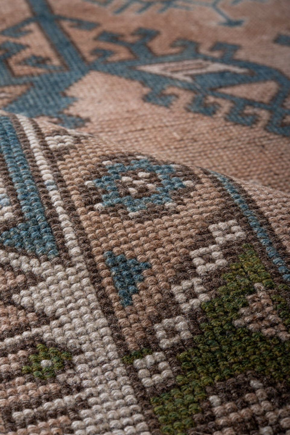 4' x 6' one-of-a-kind handmade antique Oushak small size rug. Color palette: blush, teal, taupe, olive, ivory, brown, pink