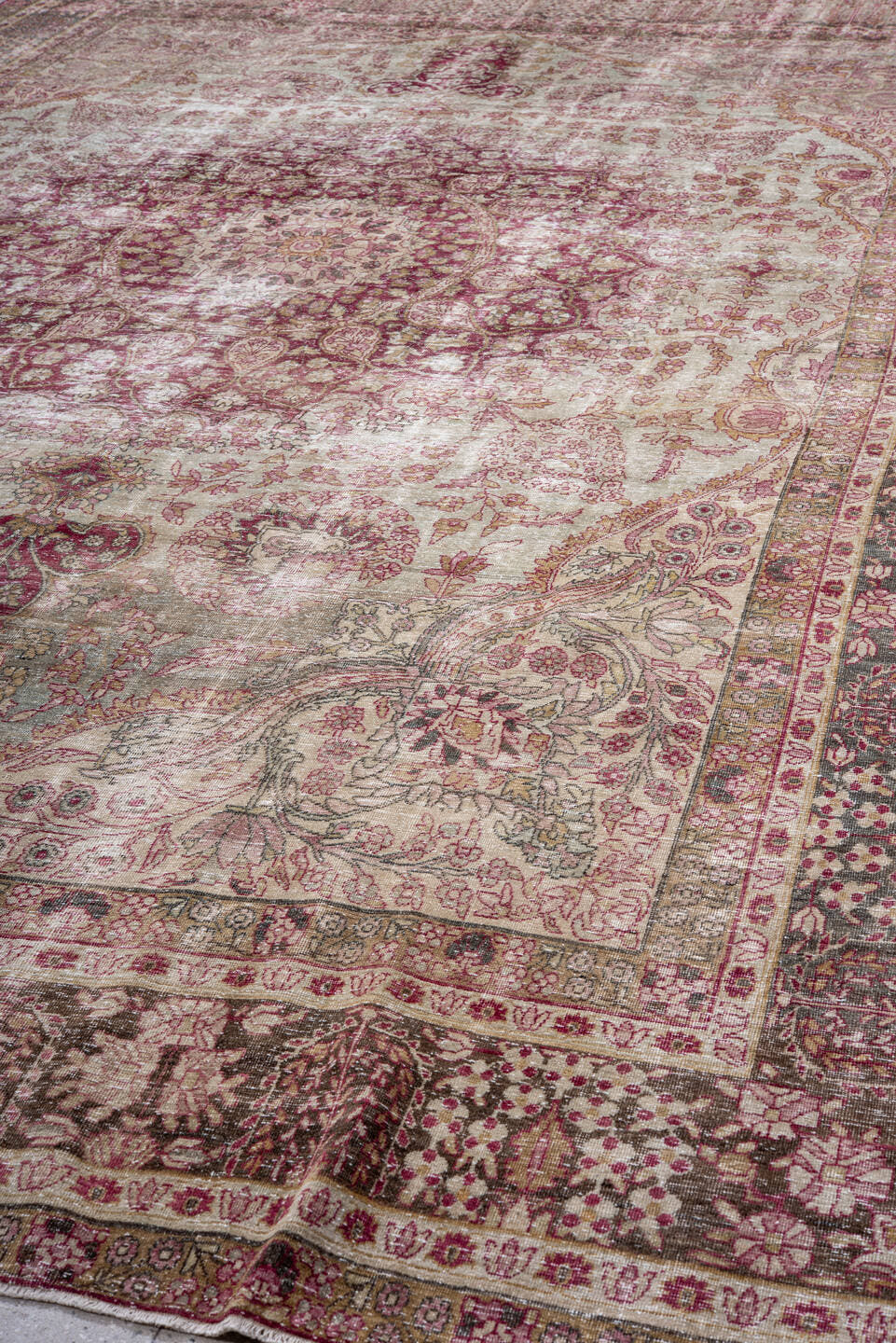 9' x 14' one-of-a-kind handmade antique Lavar large size rug. Color palette: ivory, rose, mauve, taupe, charcoal, blush