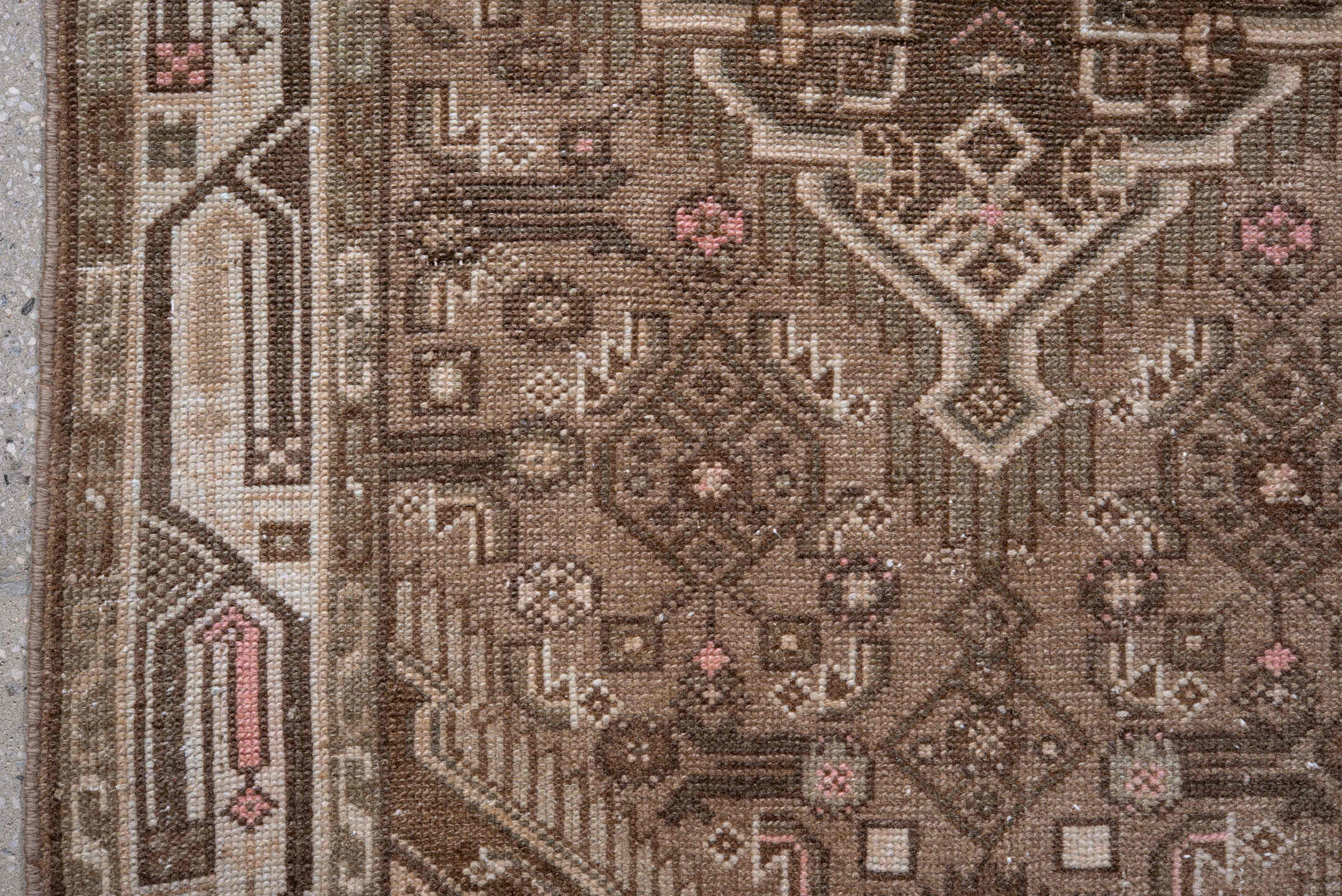 2' x 3' one-of-a-kind handmade vintage Hamadan small size rug. Color palette: brown, gainsboro, gray, light gray, off-white