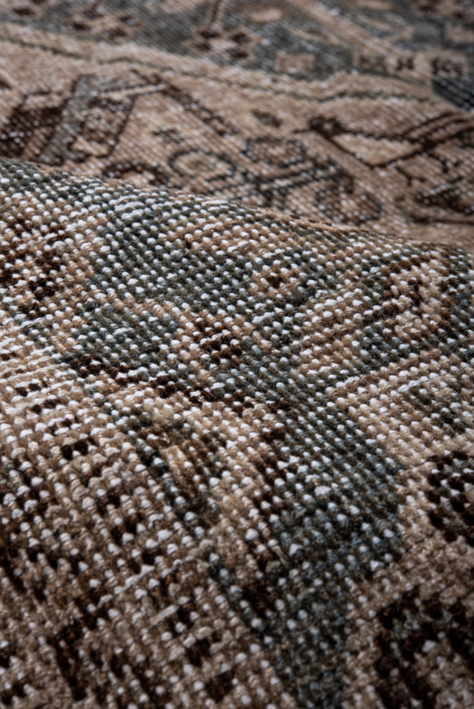5' x 7' one-of-a-kind handmade vintage Shiraz rug. Color palette: black, blue, brown, charcoal, dim gray, gray, light gray