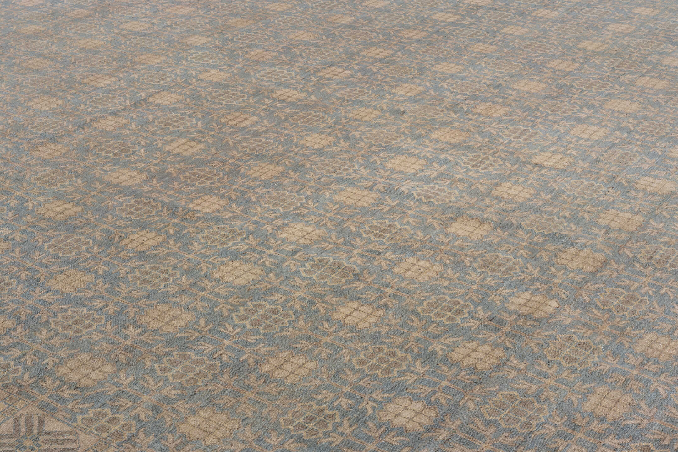 6' x 9' one-of-a-kind handmade vintage Sparta medium size rug. Color palette: brown, dark gray, dim gray, gainsboro, gray