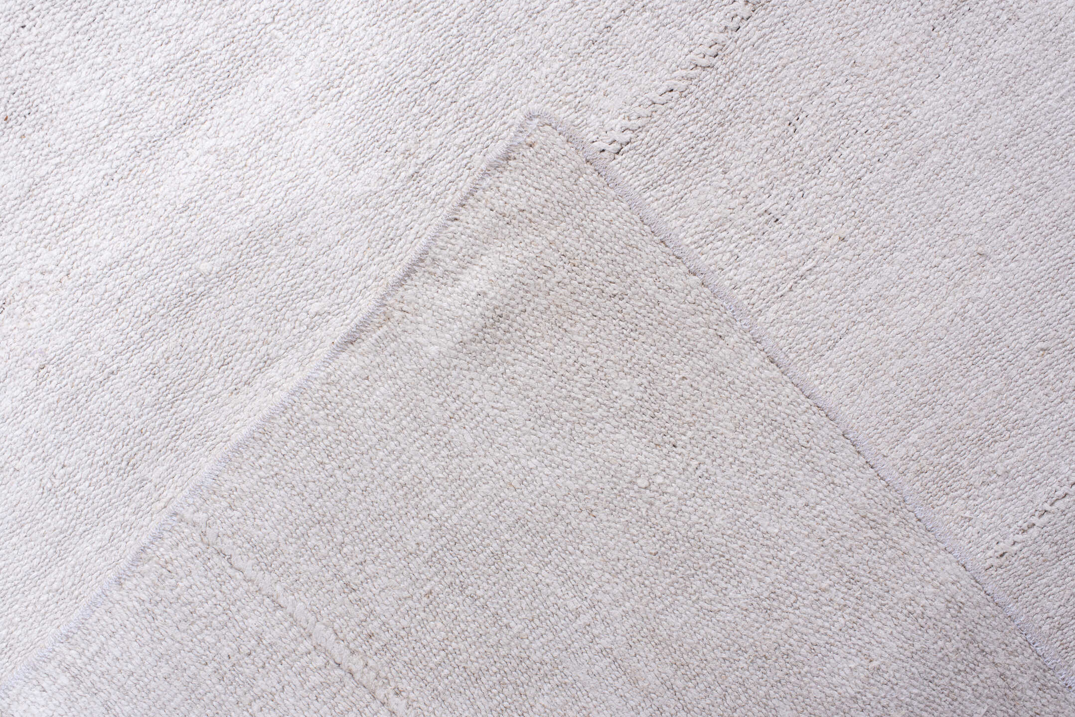 11' x 17' one-of-a-kind handmade vintage Flatweave oversize rug. Color palette: gainsboro, gray, light gray, off-white