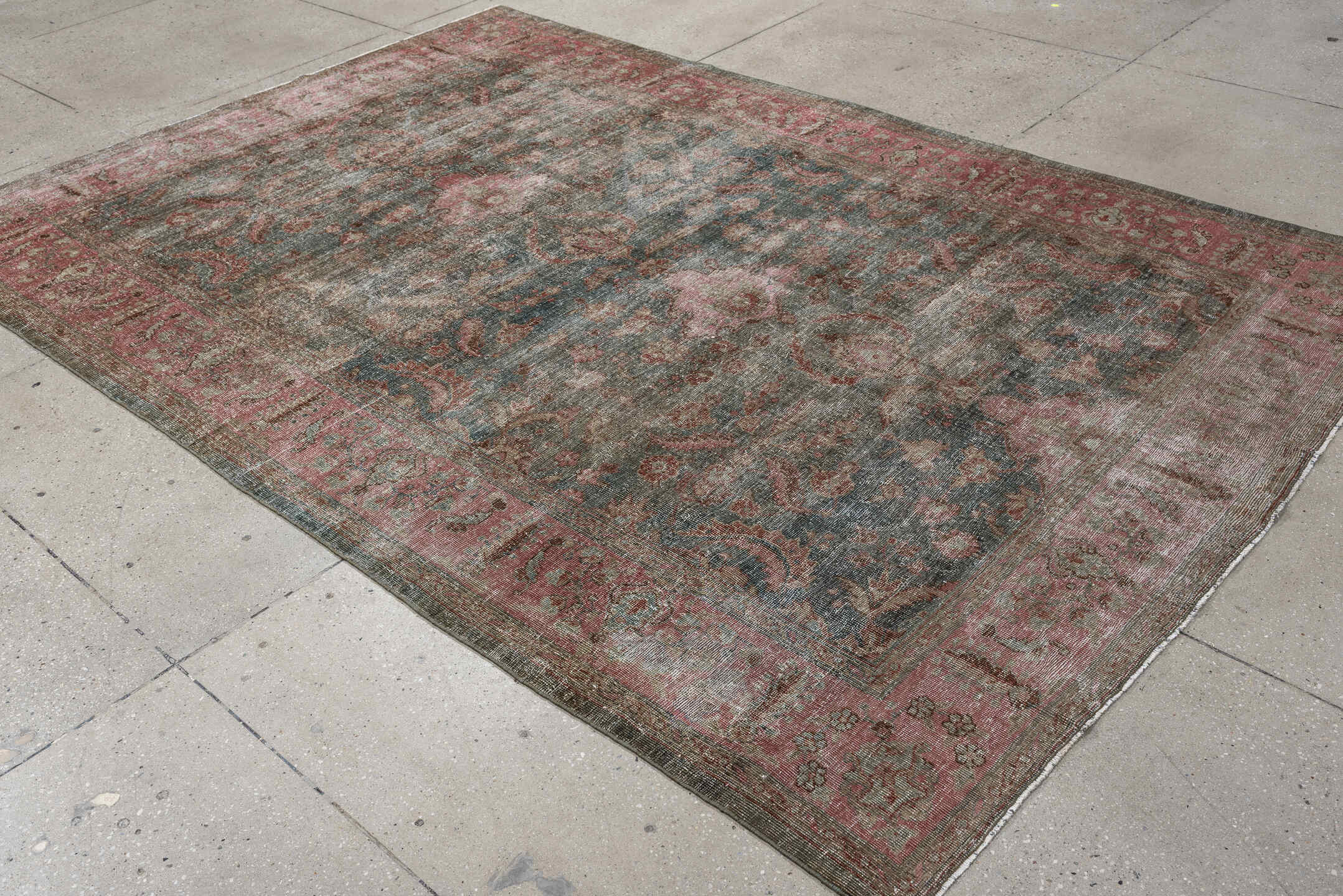 6' x 9' one-of-a-kind handmade antique Mahal medium size rug. Color palette: slate, rose, terracotta, taupe, ivory, charcoal
