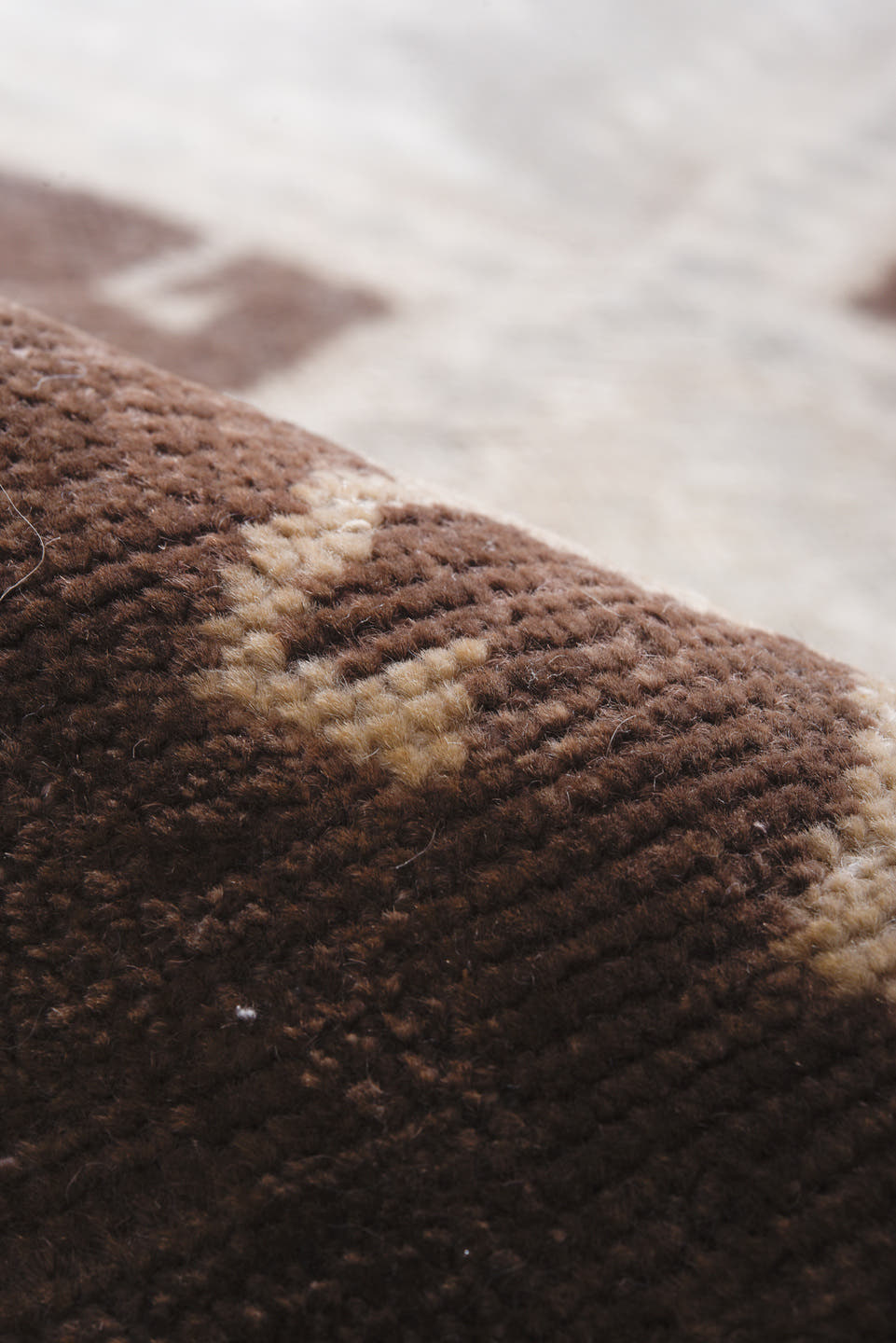5' x 9' one-of-a-kind handmade vintage Oushak medium size rug. Color palette: brown, taupe, ivory, gray, charcoal, beige