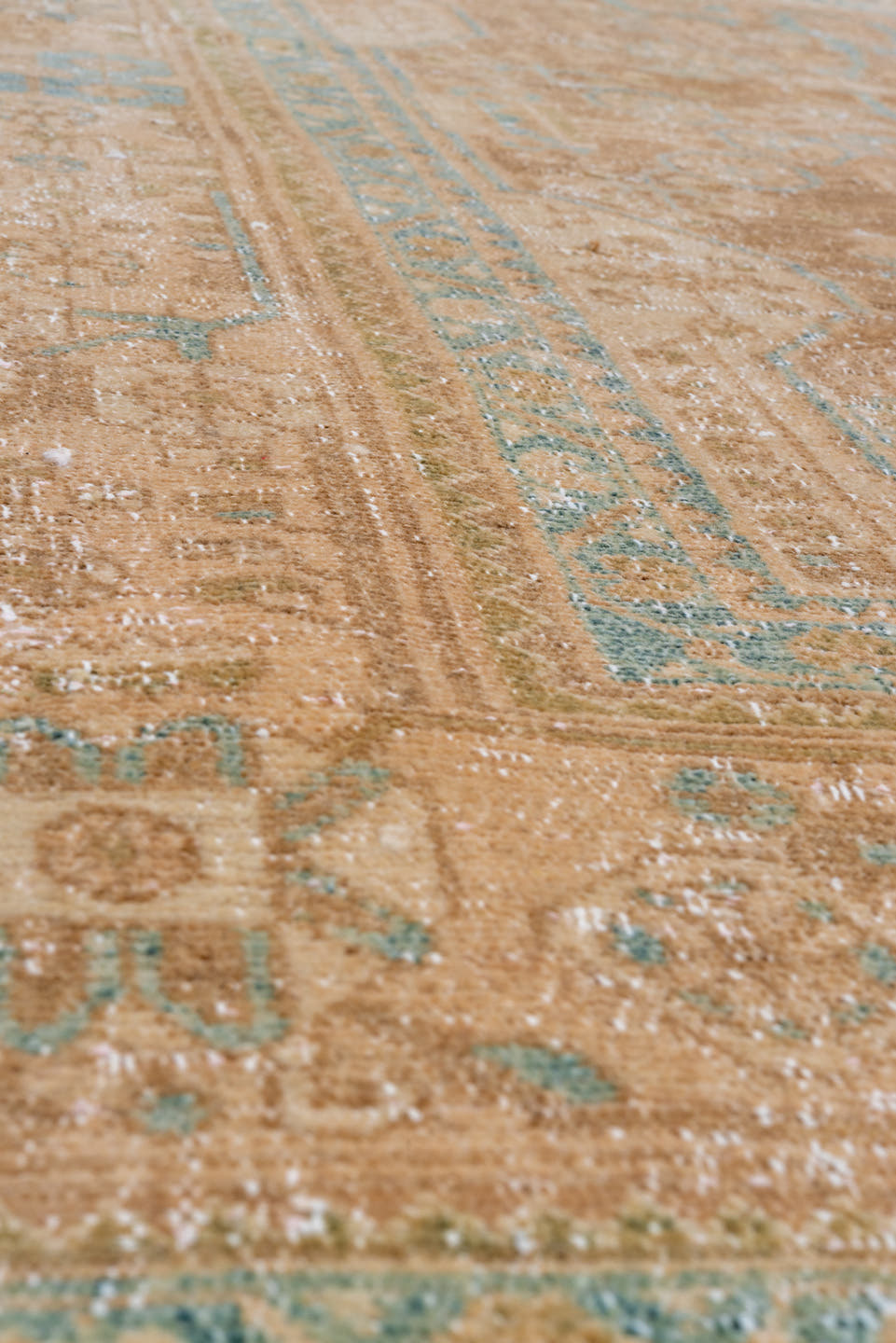 5' x 10' one-of-a-kind handmade vintage Malayer medium size rug. Color palette: tan, ivory, pale blue, taupe, camel, beige