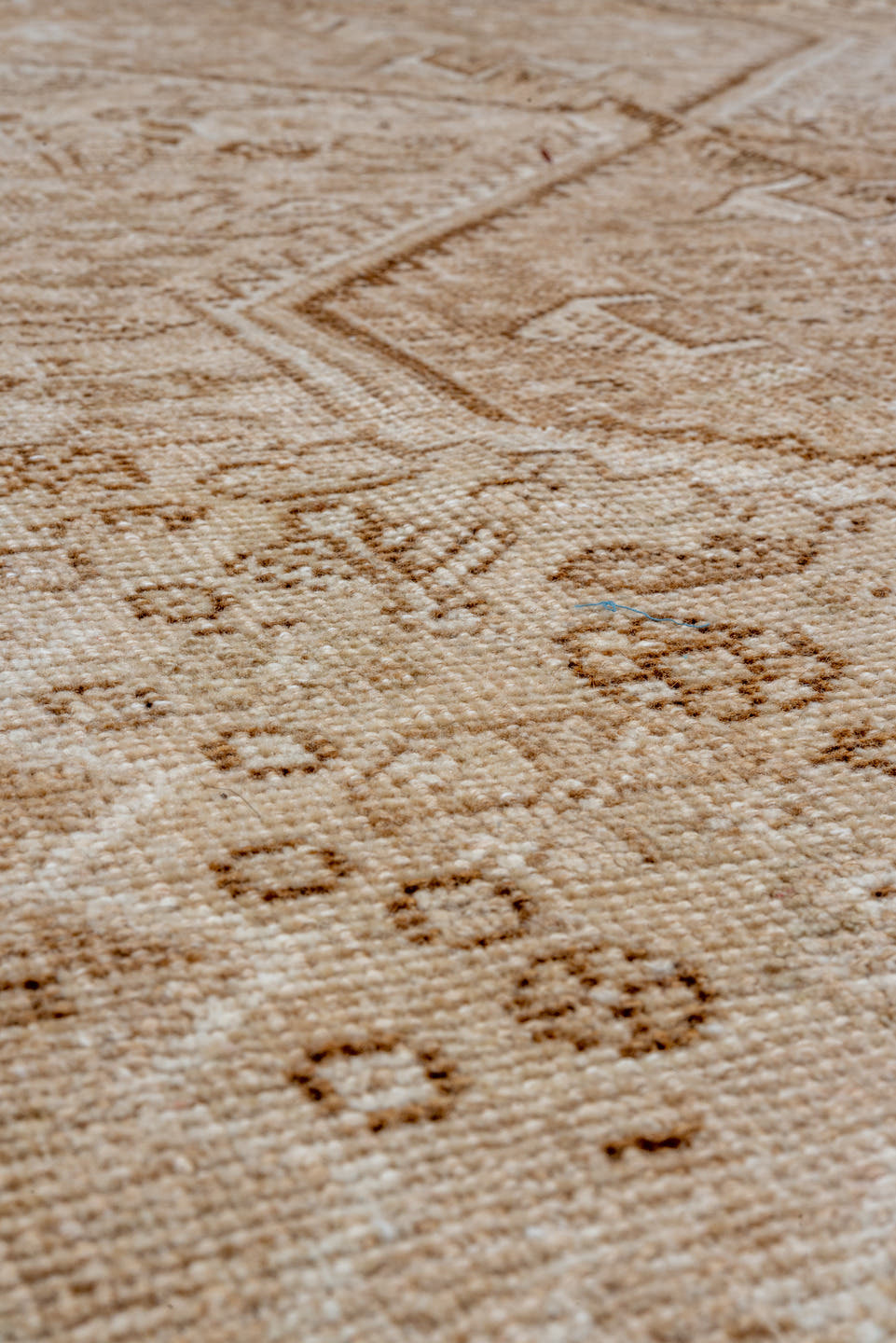 3' x 5' one-of-a-kind handmade vintage Shiraz small size rug. Color palette: tan, ivory, taupe, camel, brown, beige, gray
