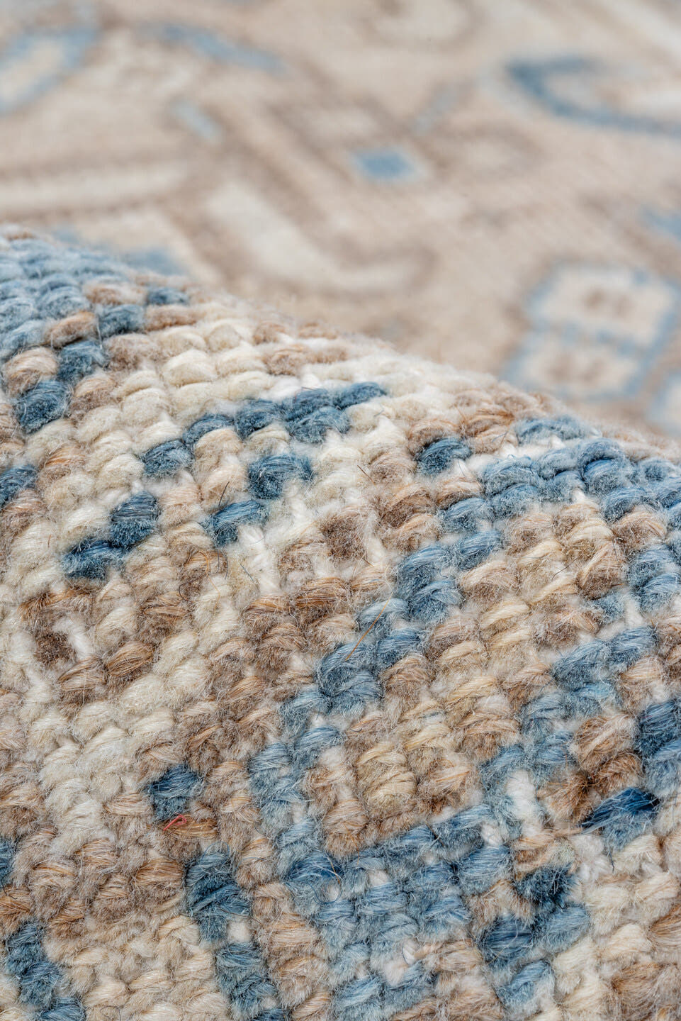 6' x 8' one-of-a-kind handmade vintage Heriz medium size rug. Color palette: ivory, sky blue, beige, taupe, cream