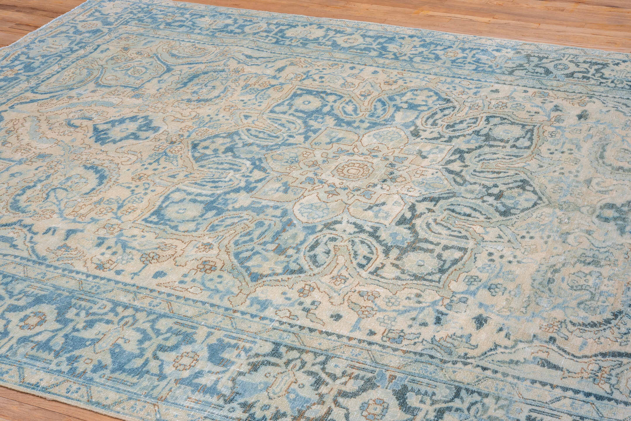 8' x 11' one-of-a-kind handmade vintage Heriz large size rug. Color palette: light blue, ivory, slate, beige, camel, gray