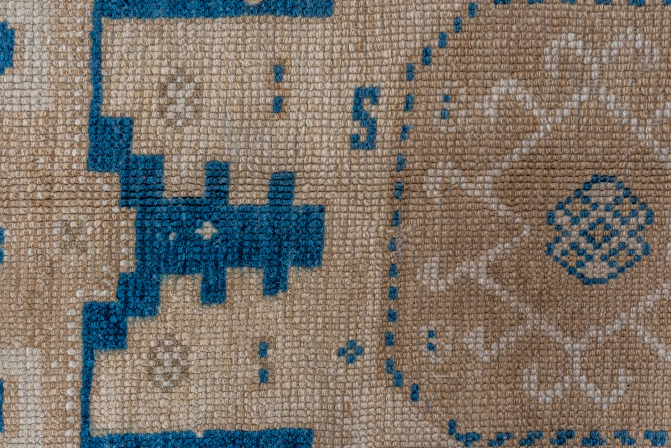 5' x 10' one-of-a-kind handmade vintage Oushak medium size rug. Color palette: ivory, beige, cobalt, taupe, blue, gray