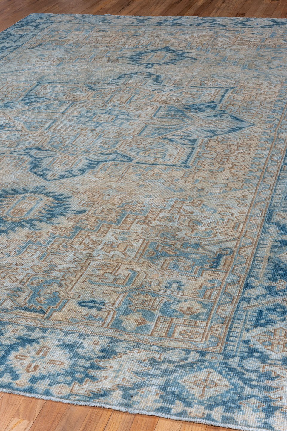 7' x 11' one-of-a-kind handmade vintage Heriz large size rug. Color palette: blue, dark gray, gainsboro, gray, light blue