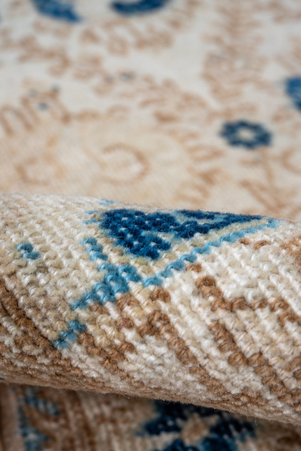 2' x 4' one-of-a-kind handmade vintage Tabriz small size rug. Color palette: antiquewhite, blue, brown, gray, light gray