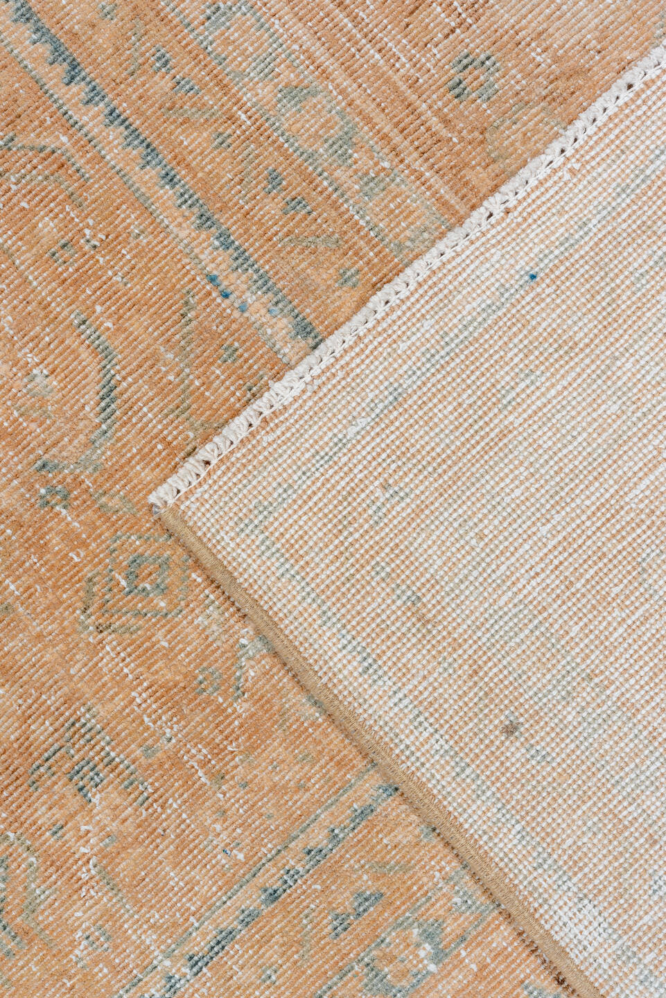 8' x 12' one-of-a-kind handmade vintage Mahal large size rug. Color palette: peach, ivory, pale blue, beige, taupe