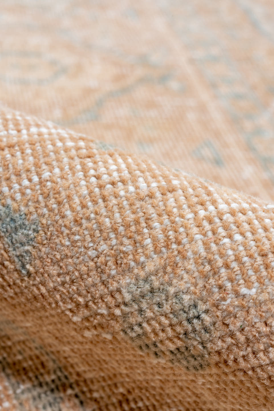 8' x 12' one-of-a-kind handmade vintage Mahal large size rug. Color palette: peach, ivory, pale blue, beige, taupe
