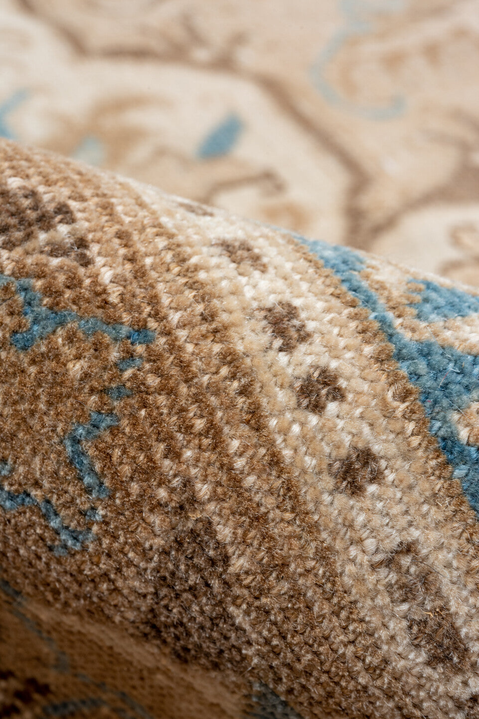 8' x 10' one-of-a-kind handmade vintage Heriz large size rug. Color palette: blue, brown, gray, linen, off-white, seashell