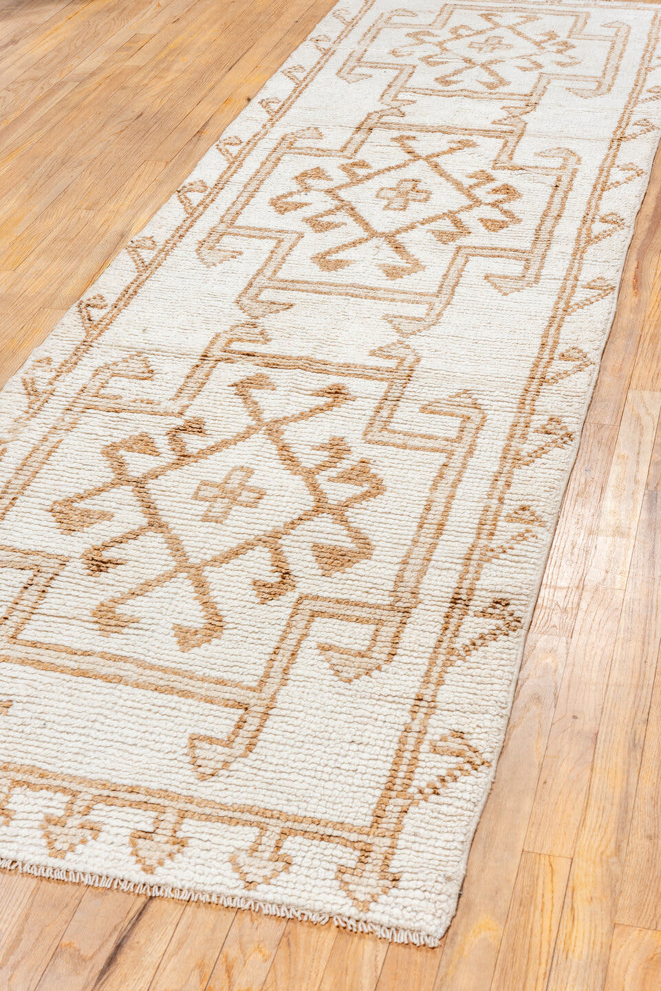 3' x 11' one-of-a-kind handmade vintage Oushak runner rug. Color palette: ivory, tan, camel, beige