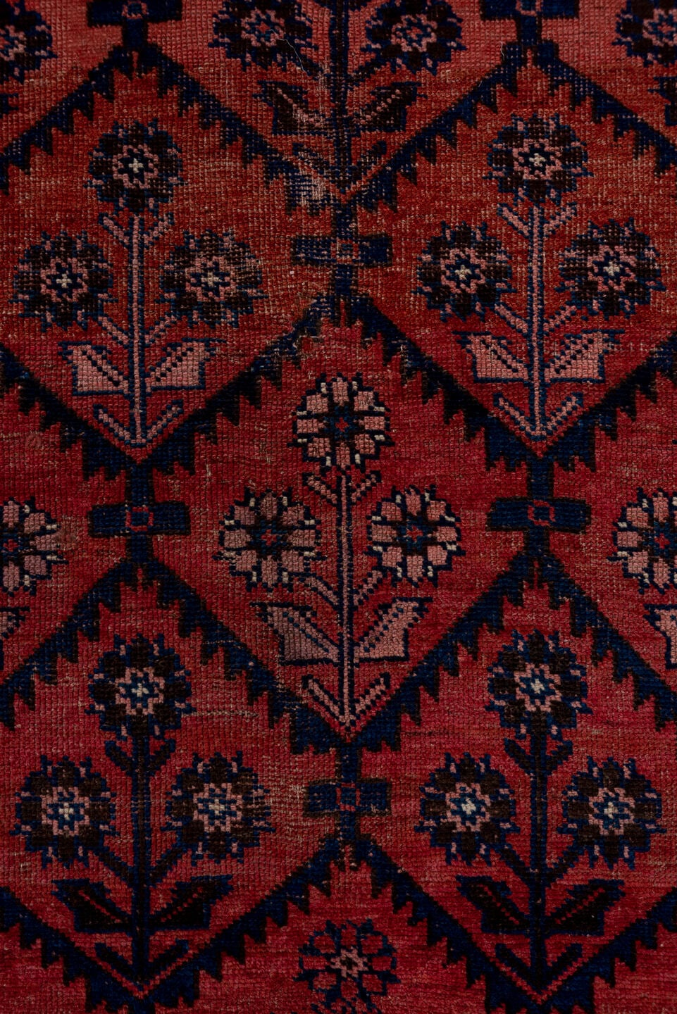 4' x 7' one-of-a-kind handmade antique Bidjar rug. Color palette: rose, navy, ivory, burgundy, dusty pink, camel, slate