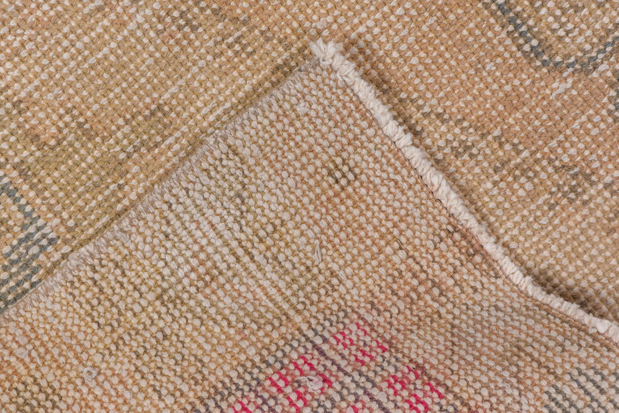4' x 6' one-of-a-kind handmade vintage Oushak small size rug. Color palette: beige, taupe, gray, soft coral, ivory