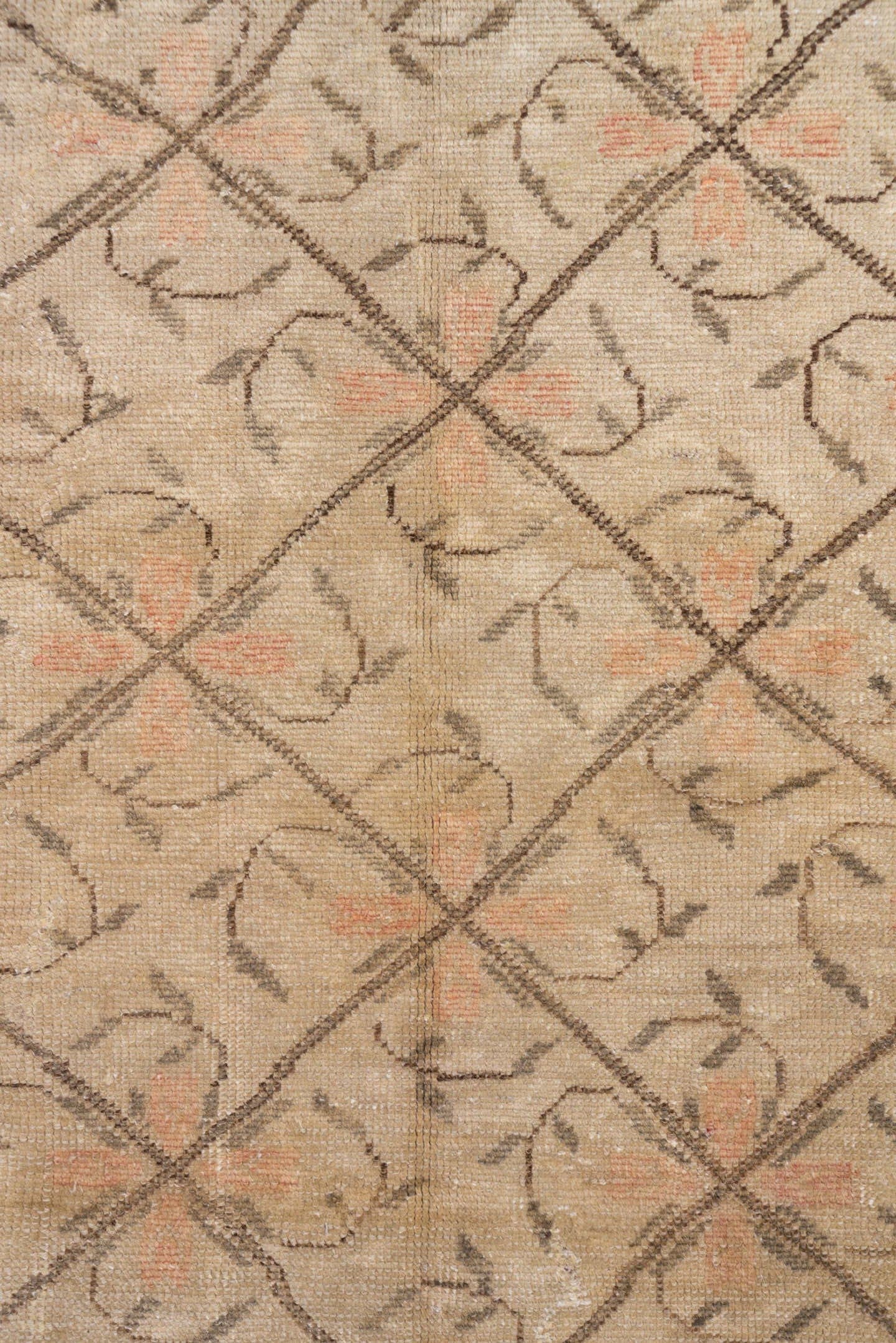 5' x 9' one-of-a-kind handmade vintage Oushak medium size rug. Color palette: beige, taupe, ivory, peach, brown, gray