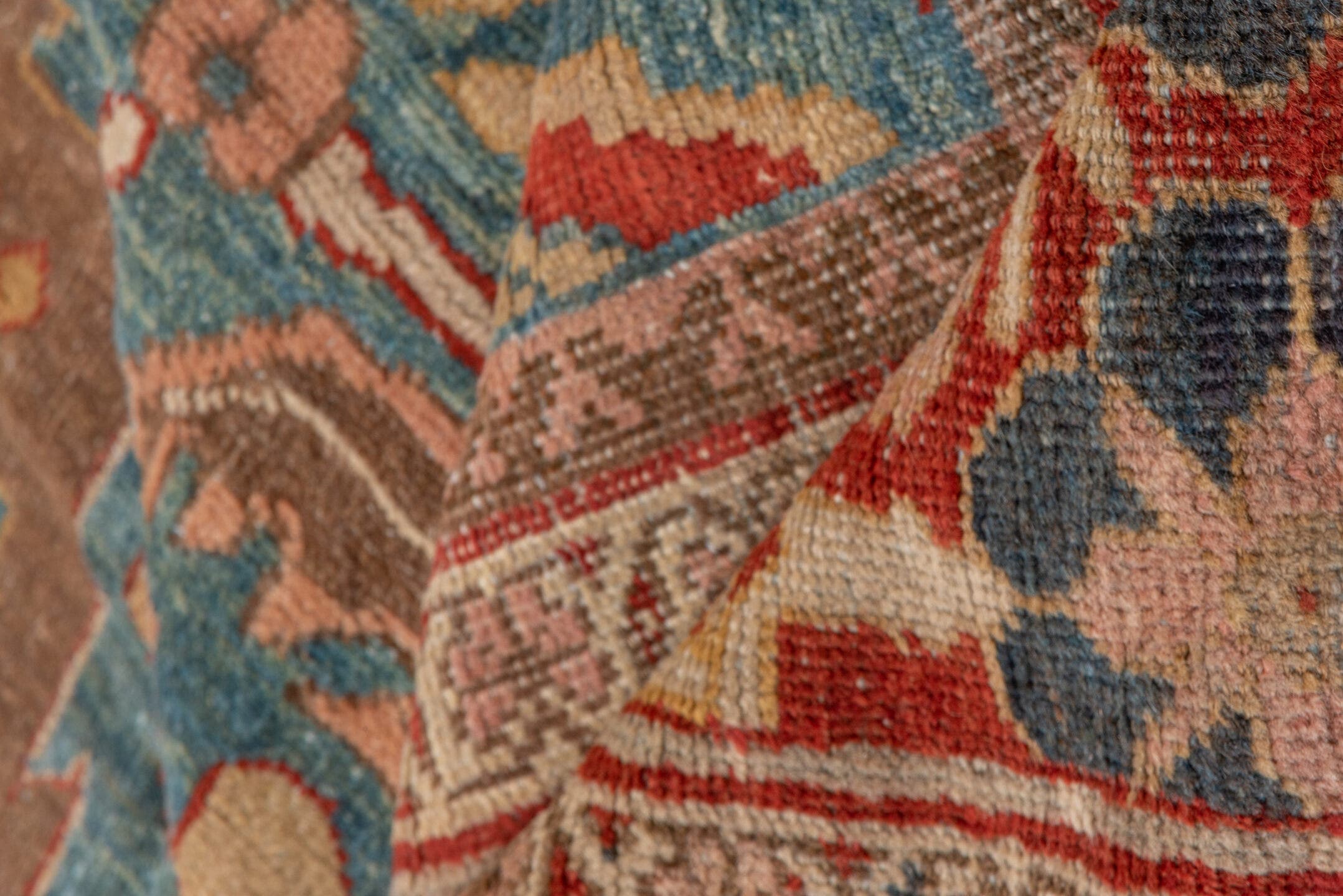 12' x 15' one-of-a-kind handmade antique Sultanabad oversize rug. Color palette: turquoise, terra cotta, ivory, taupe