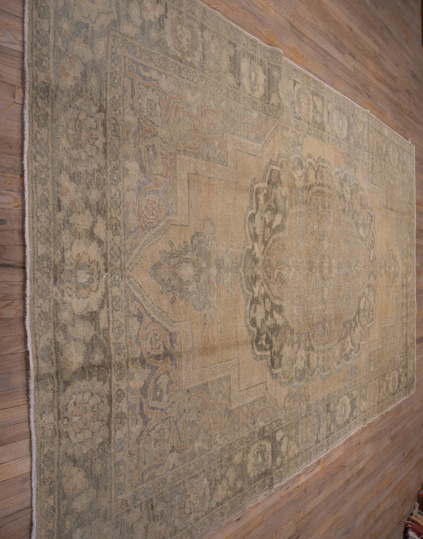 8' x 13' one-of-a-kind handmade vintage Oushak large size rug. Color palette: beige, taupe, gray, ivory, camel, greige