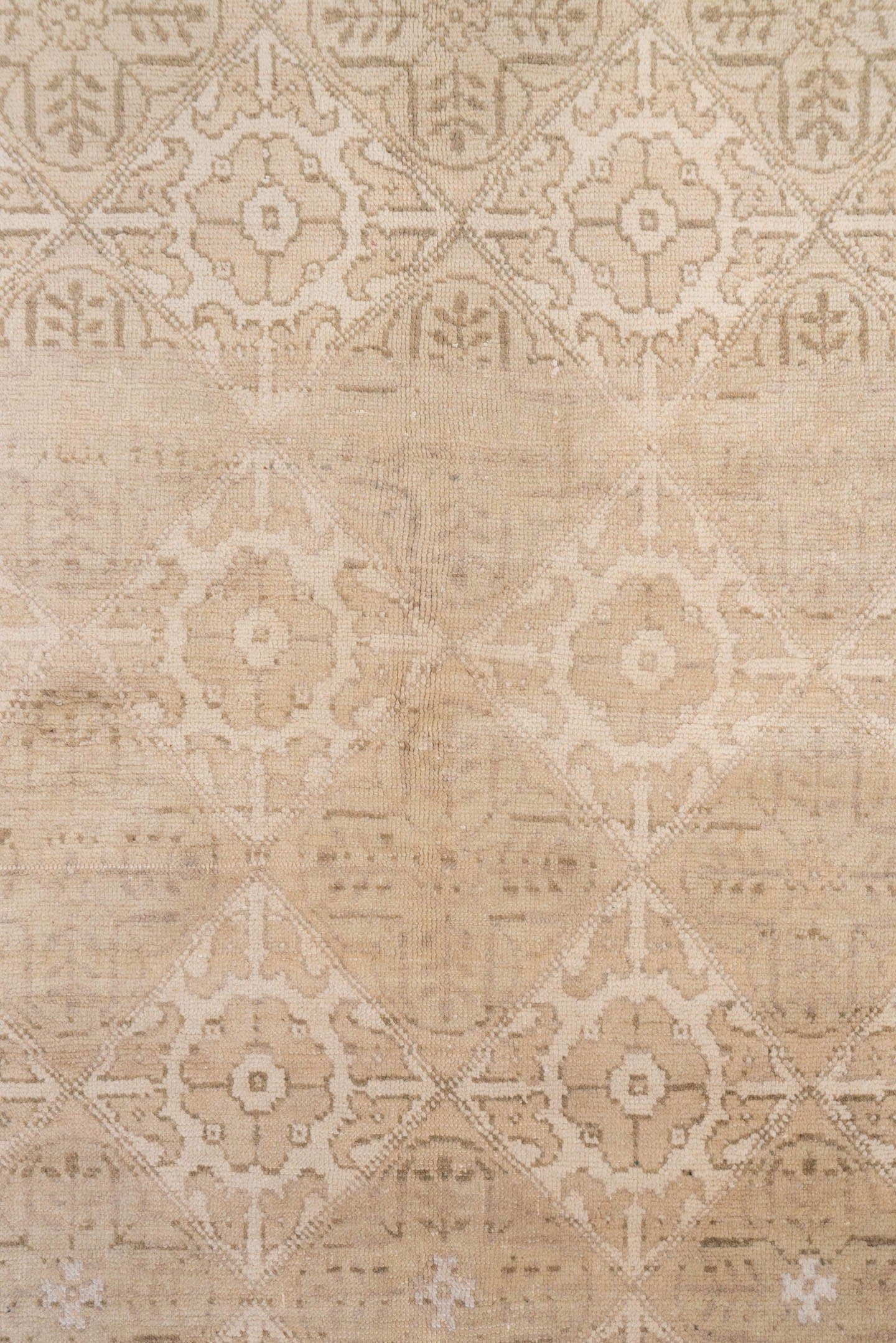5' x 8' one-of-a-kind handmade vintage Oushak medium size rug. Color palette: beige, ivory, taupe, sand, camel, gray
