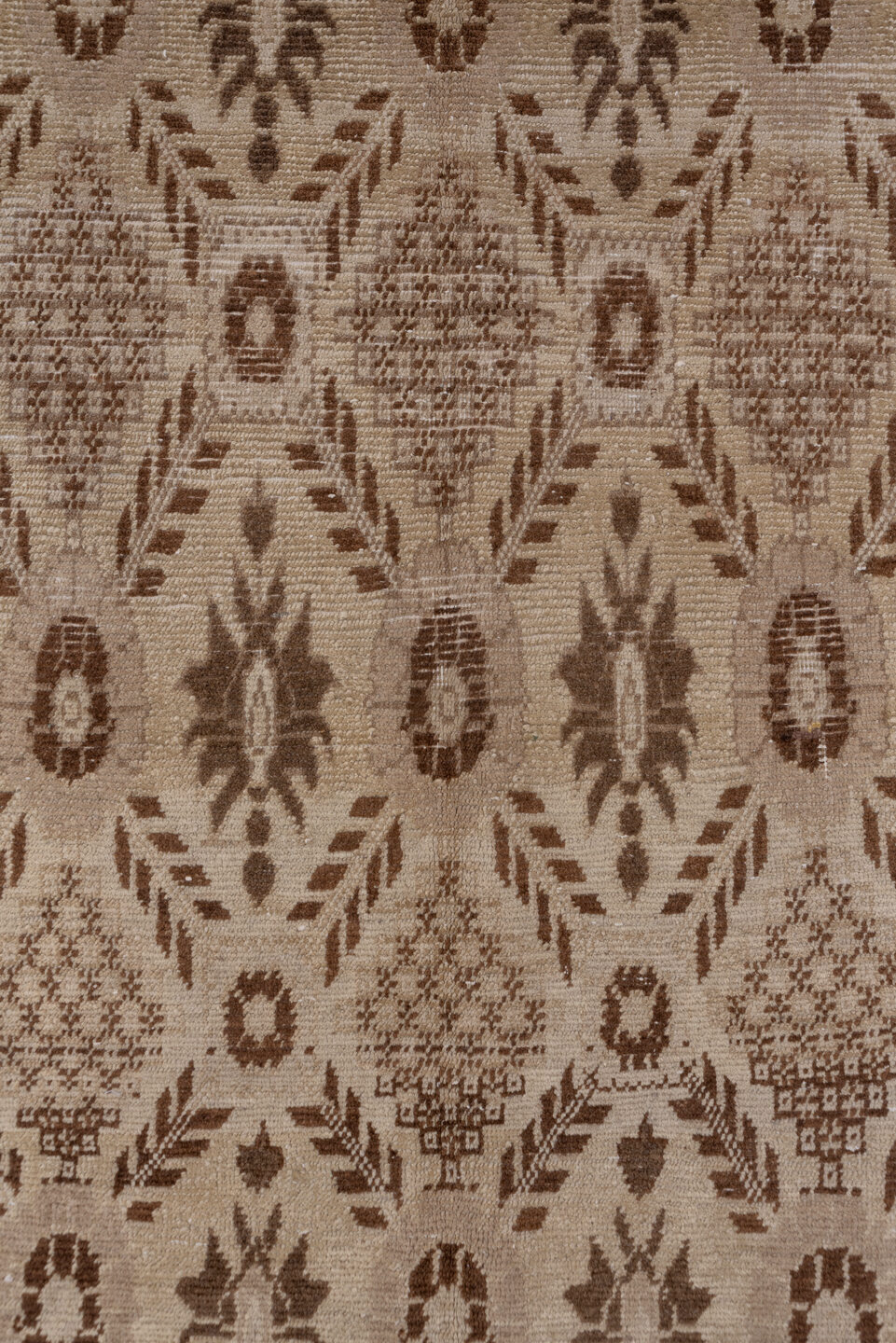 4' x 9' one-of-a-kind handmade vintage Oushak runner rug. Color palette: ivory, taupe, brown, beige, gray