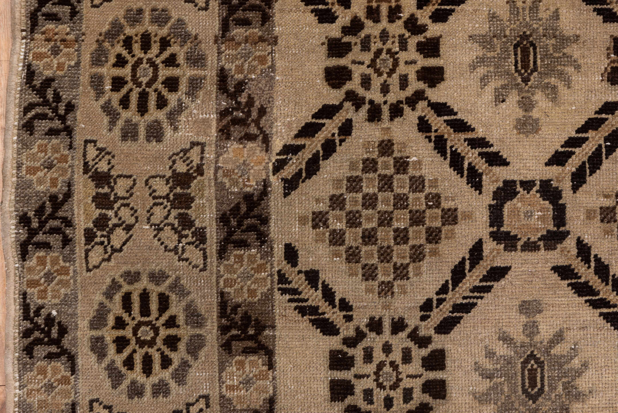 5' x 10' one-of-a-kind handmade vintage Oushak medium size rug. Color palette: taupe, camel, brown, ivory, charcoal, beige