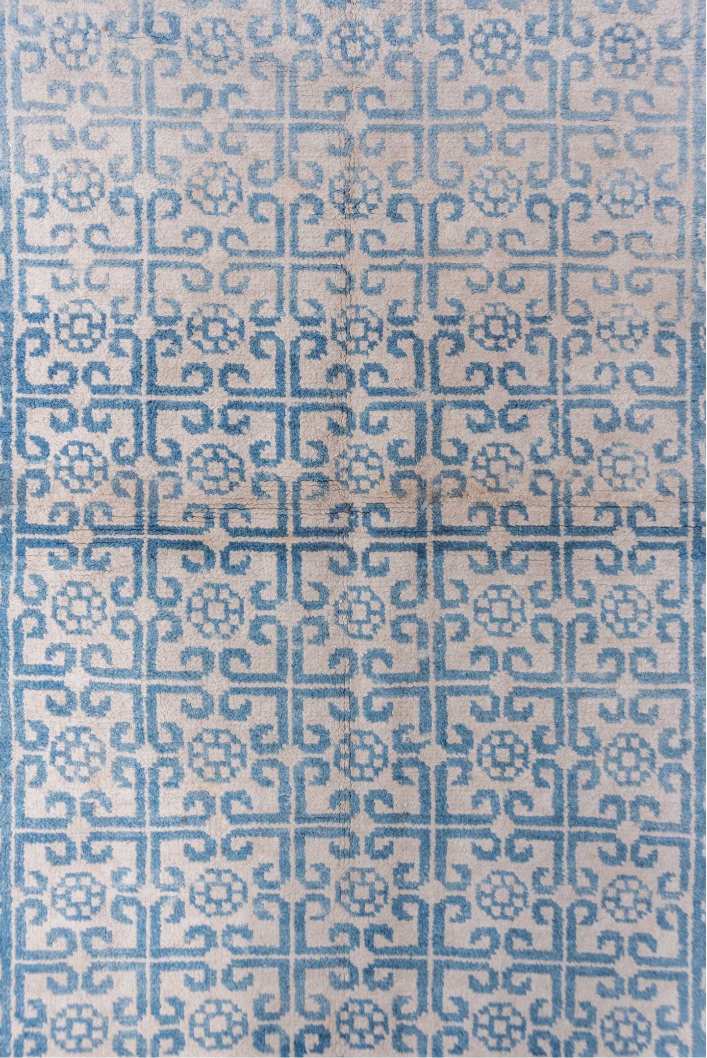 4' x 7' one-of-a-kind handmade vintage Cotton Agra rug. Color palette: blue, gainsboro, gray, light blue, light gray