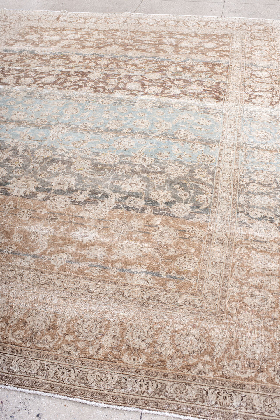 10' x 12' one-of-a-kind handmade vintage Kashan large size rug. Color palette: ivory, taupe, sky blue, gray, beige