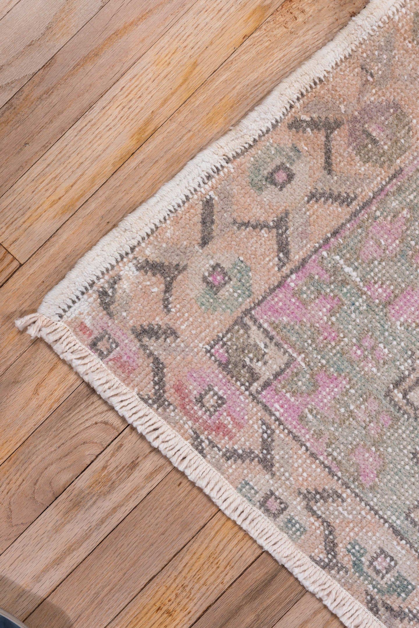 4' x 6' one-of-a-kind handmade vintage Oushak small size rug. Color palette: blush, ivory, pink, taupe, sage, apricot, rose