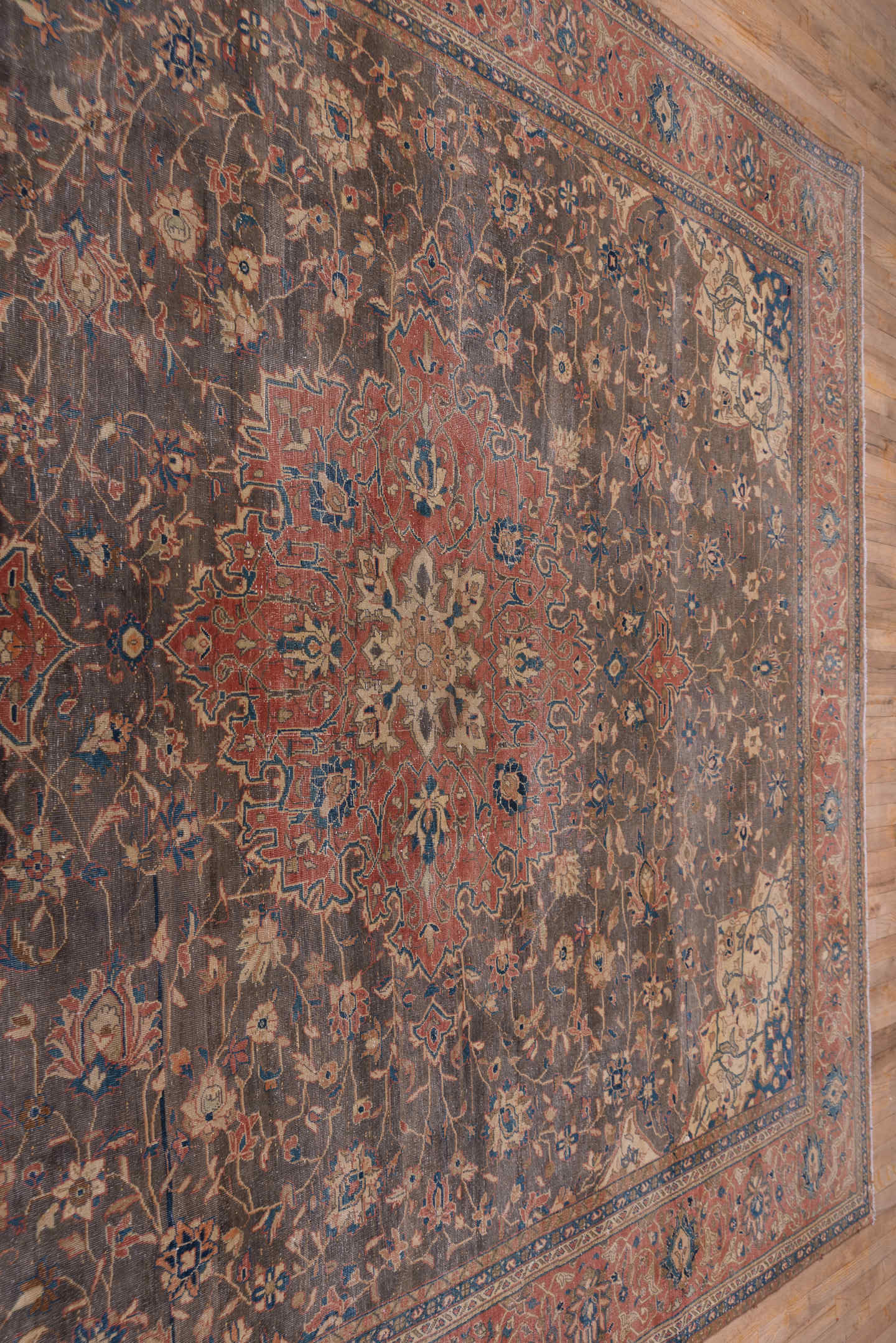 8' x 12' one-of-a-kind handmade vintage Kashan large size rug. Color palette: charcoal, rust, ivory, navy, rose, taupe