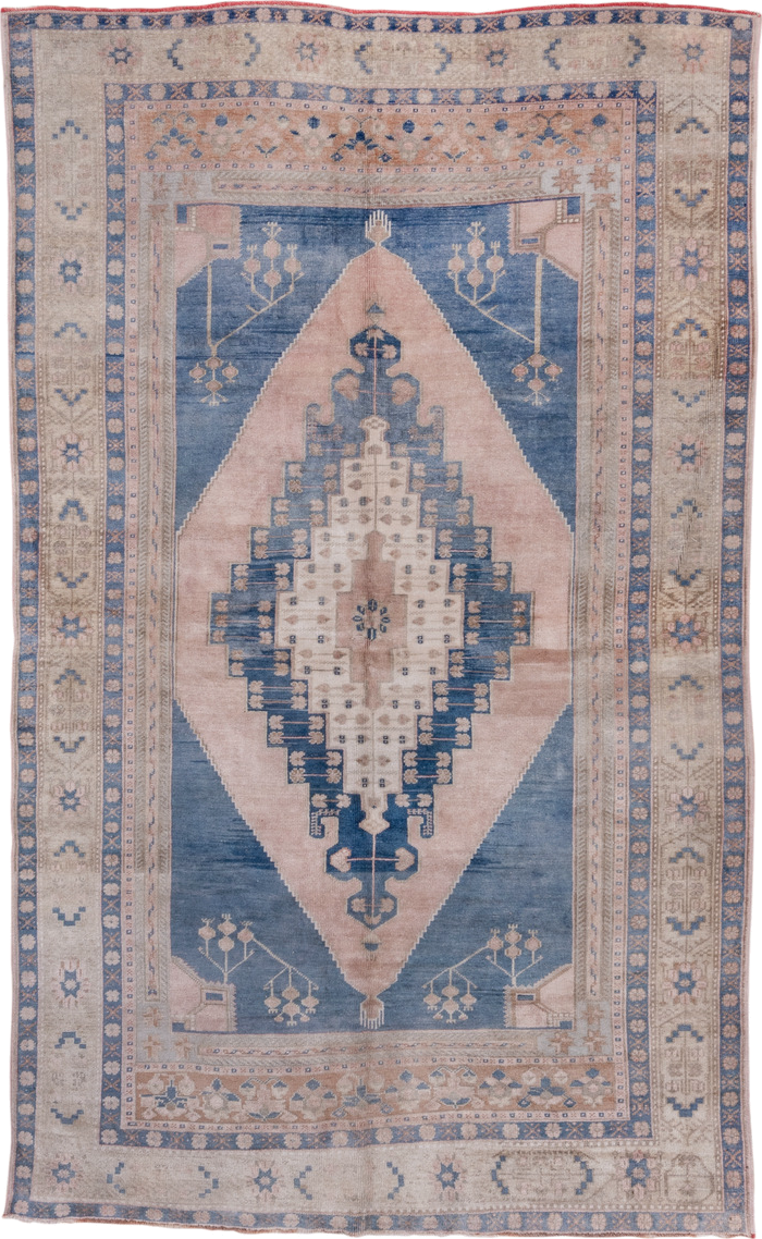 5' x 9' one-of-a-kind handmade vintage Oushak medium size rug. Color palette: ivory, powder_blue, blush, beige, taupe, slate