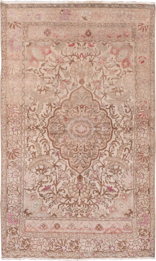 5' x 8' Pink Rugs